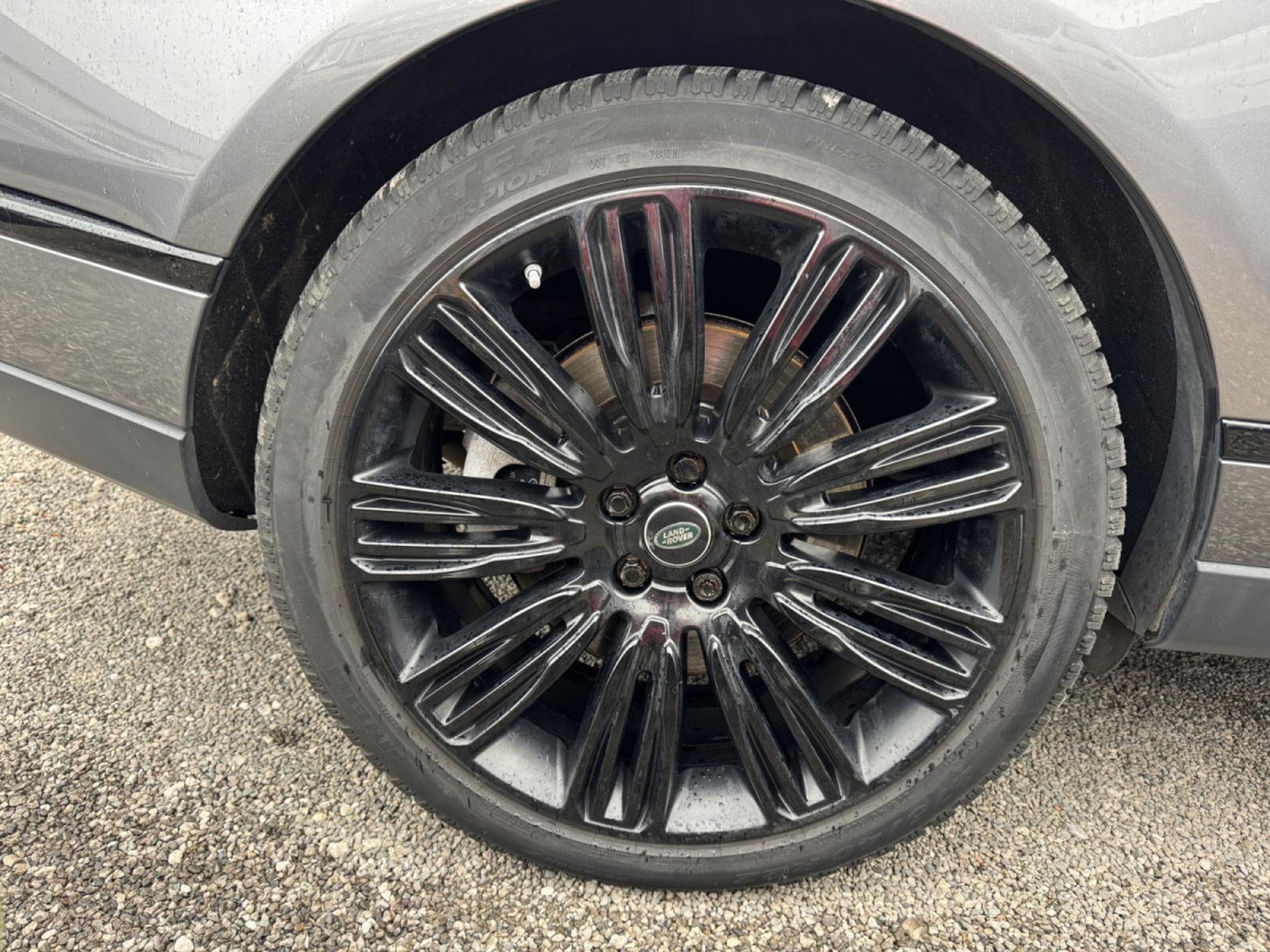 Land-Rover Range Rover 4.4 SDV8 340 Autobiography (2018) - Photo 11