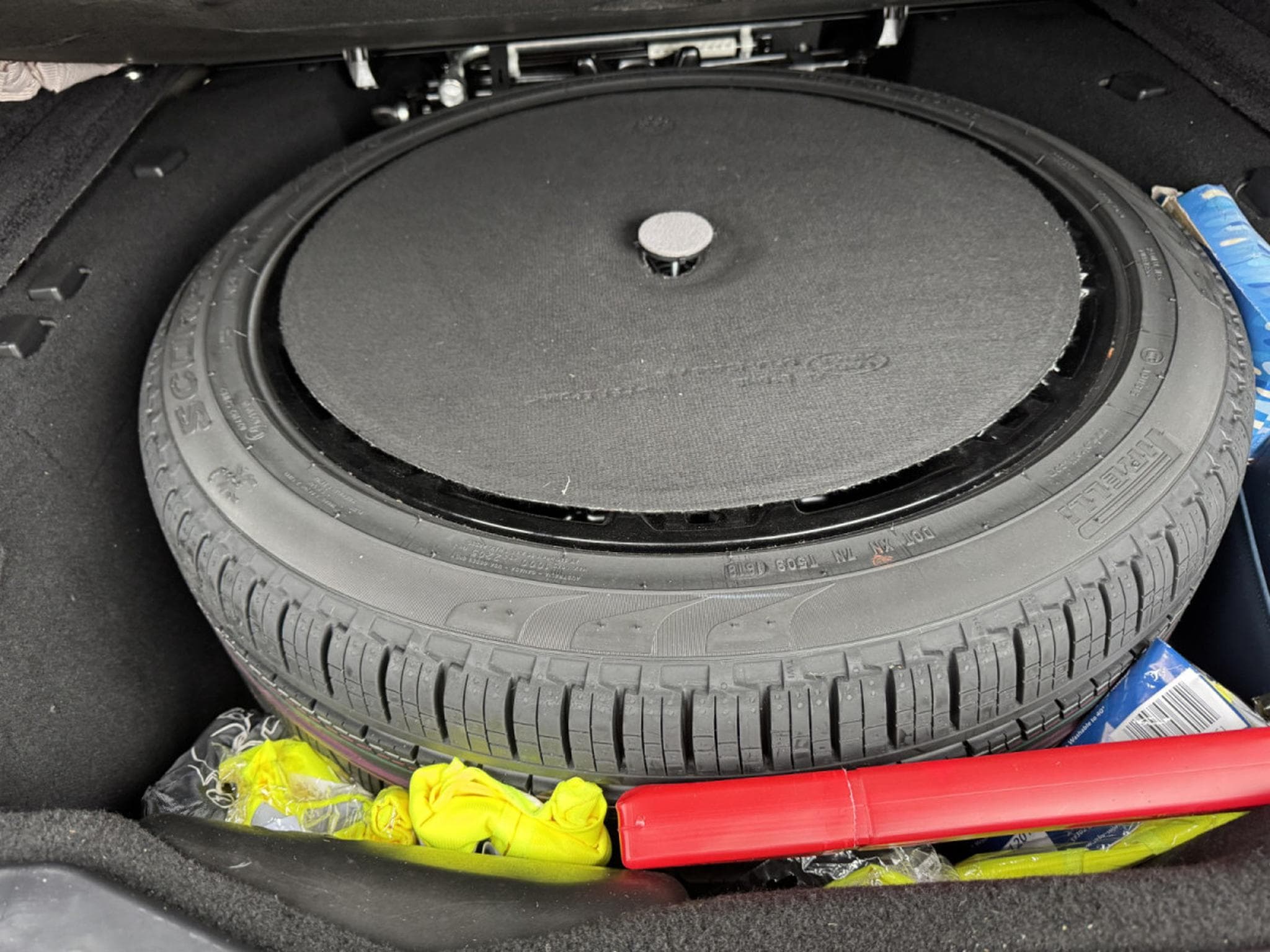 Land-Rover Range Rover 4.4 SDV8 340 Autobiography (2018) - Photo 12