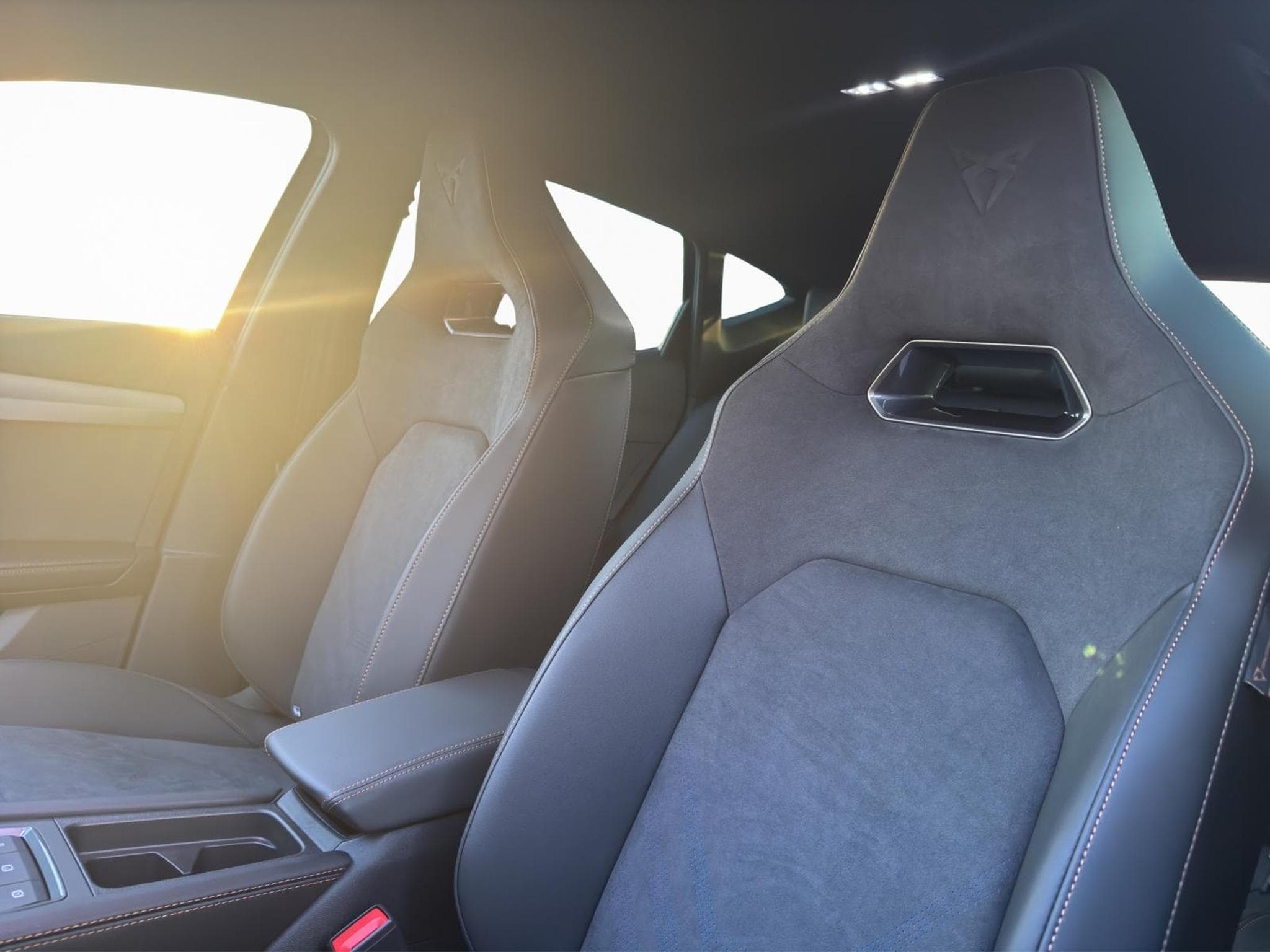 Cupra Formentor 1.5 eTSI DSG (2026) - Foto 15