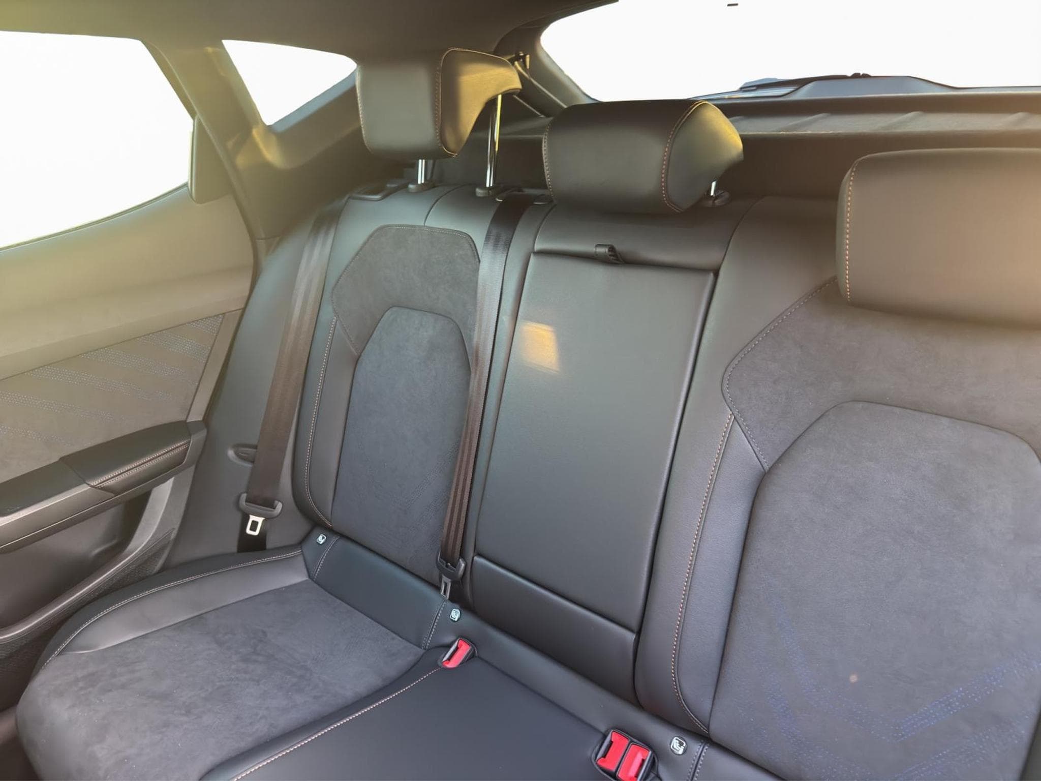 Cupra Formentor 1.5 eTSI DSG (2026) - Foto 16