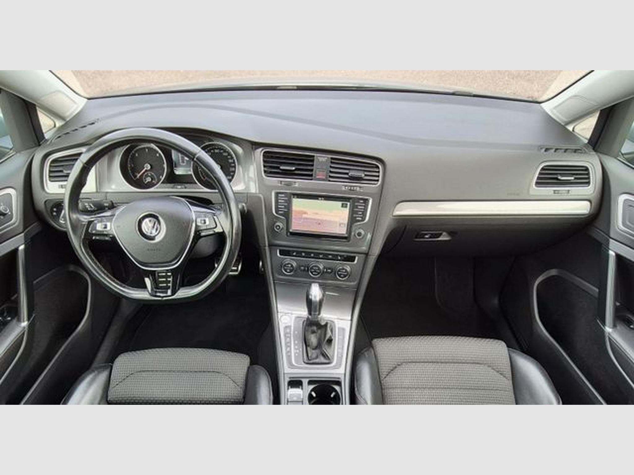 VW Golf Golf VII Alltrack Variant BMT 4Motion, AHK. (2016) - Photo 9