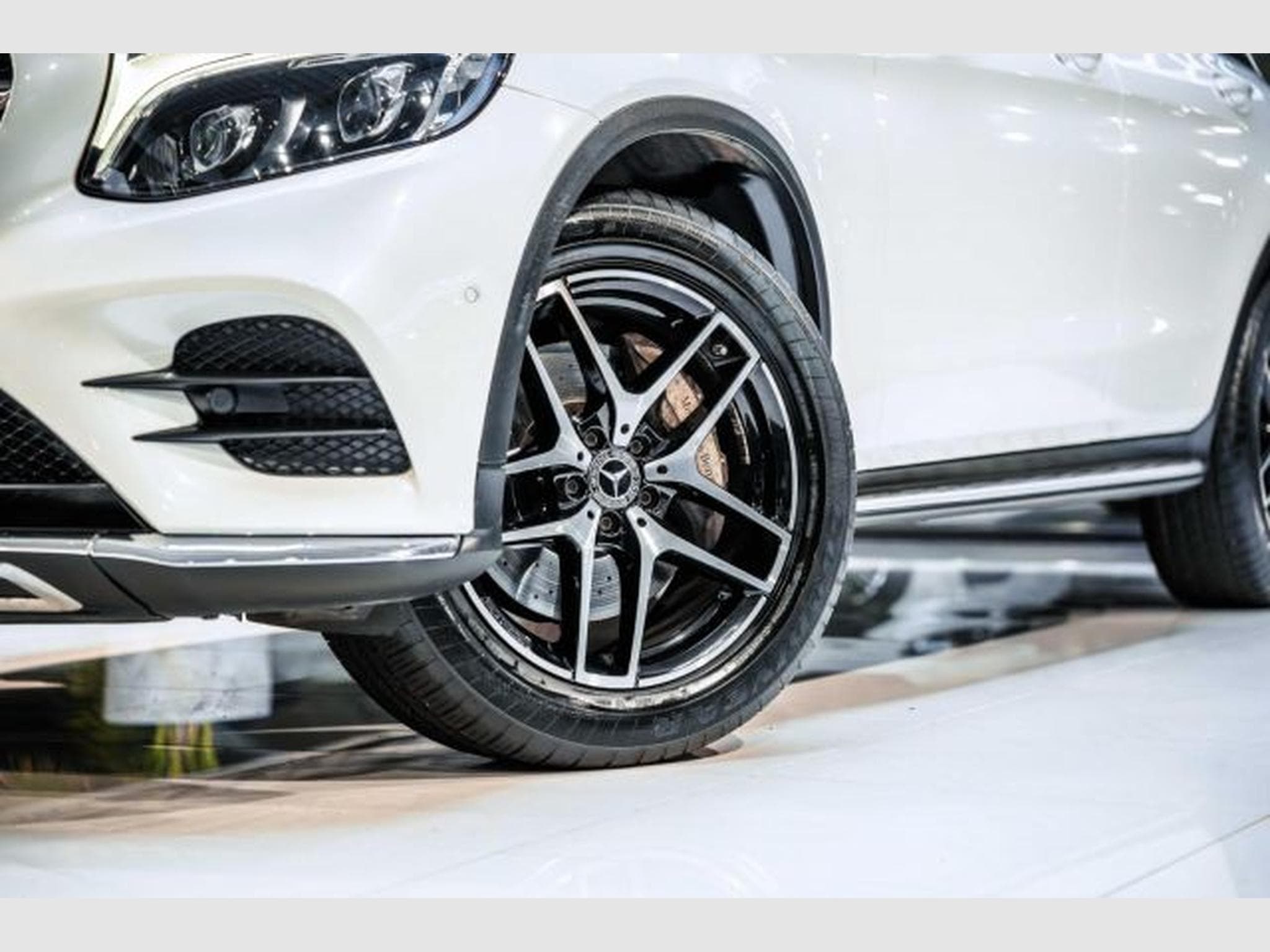 Mercedes GLC 250 GLC 250 d Autom. 4M AMG Line NAVI STAHZG ILS LED (2018) - Photo 3