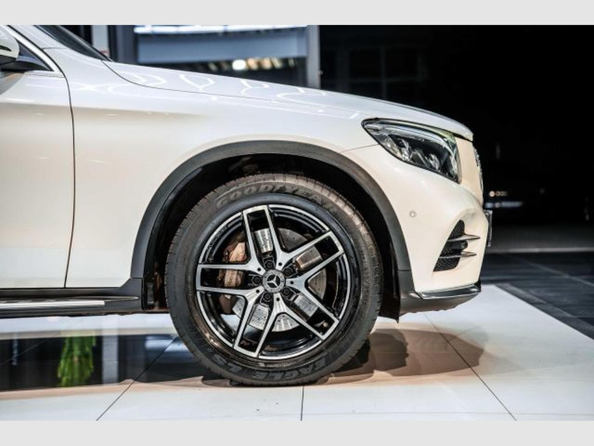 Mercedes GLC 250 GLC 250 d Autom. 4M AMG Line NAVI STAHZG ILS LED (2018) - Photo 9