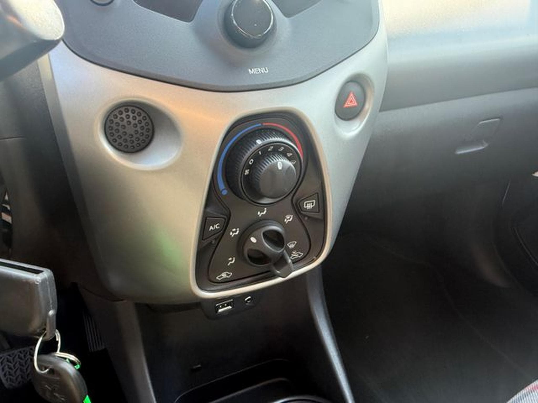 Peugeot 108 108 Active *Bluetooth*SHZ*LED*Tempomat* (2015) - Foto 12