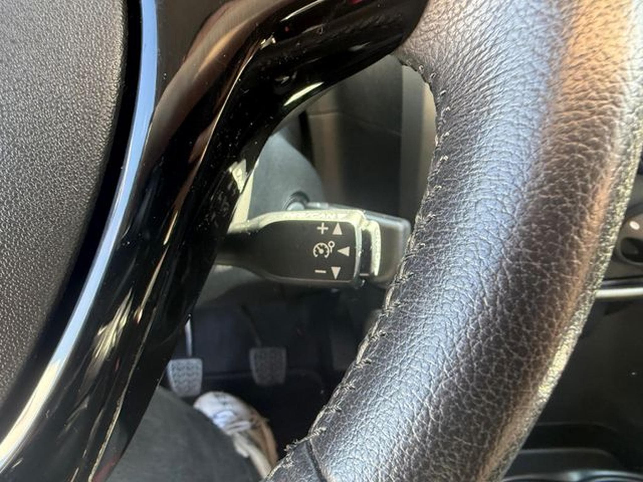 Peugeot 108 108 Active *Bluetooth*SHZ*LED*Tempomat* (2015) - Foto 14