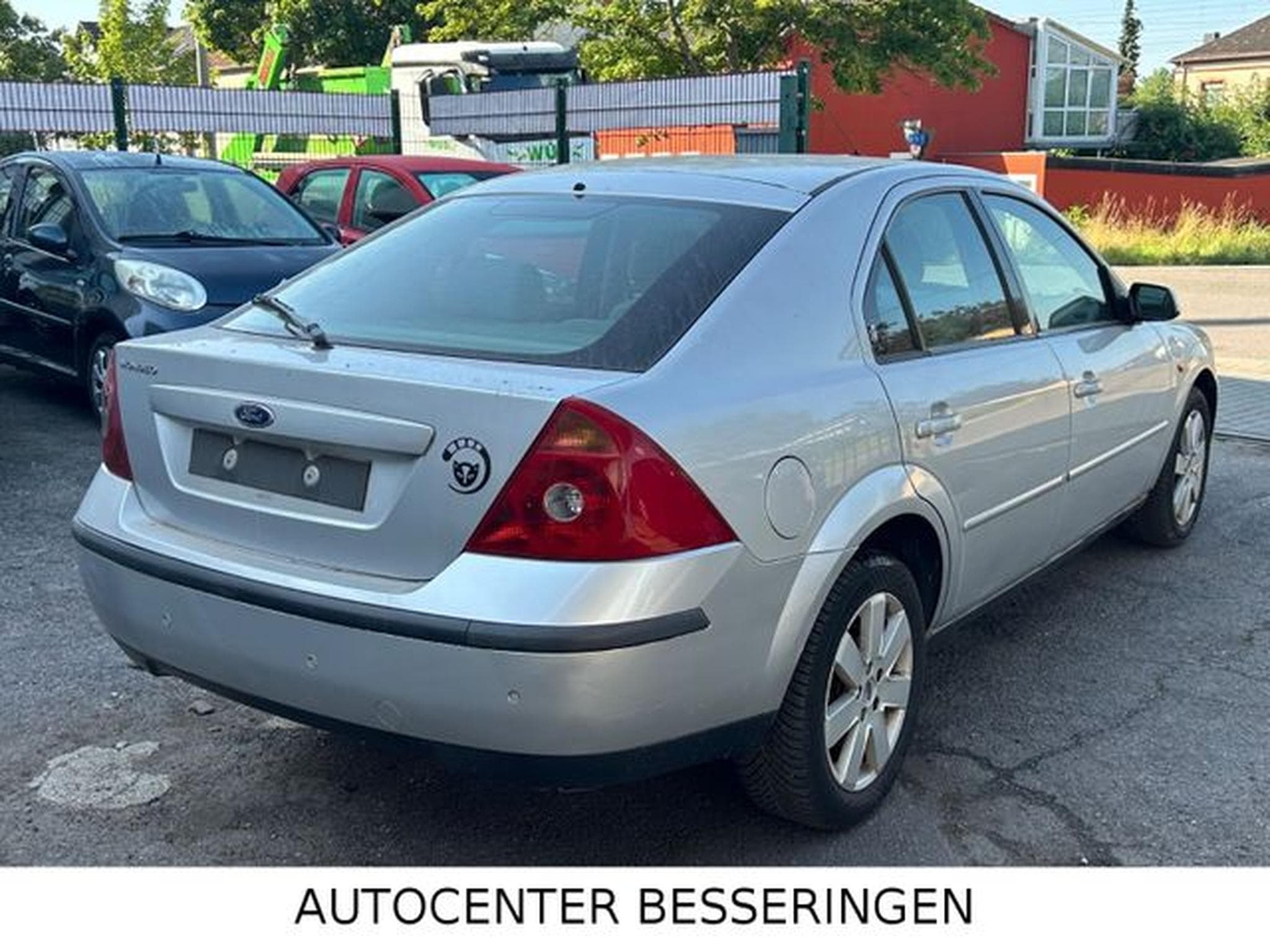 Ford Mondeo Mondeo Ghia * KLIMA * SITZHEIZUNG * EURO 4 * (2002) - Photo 3