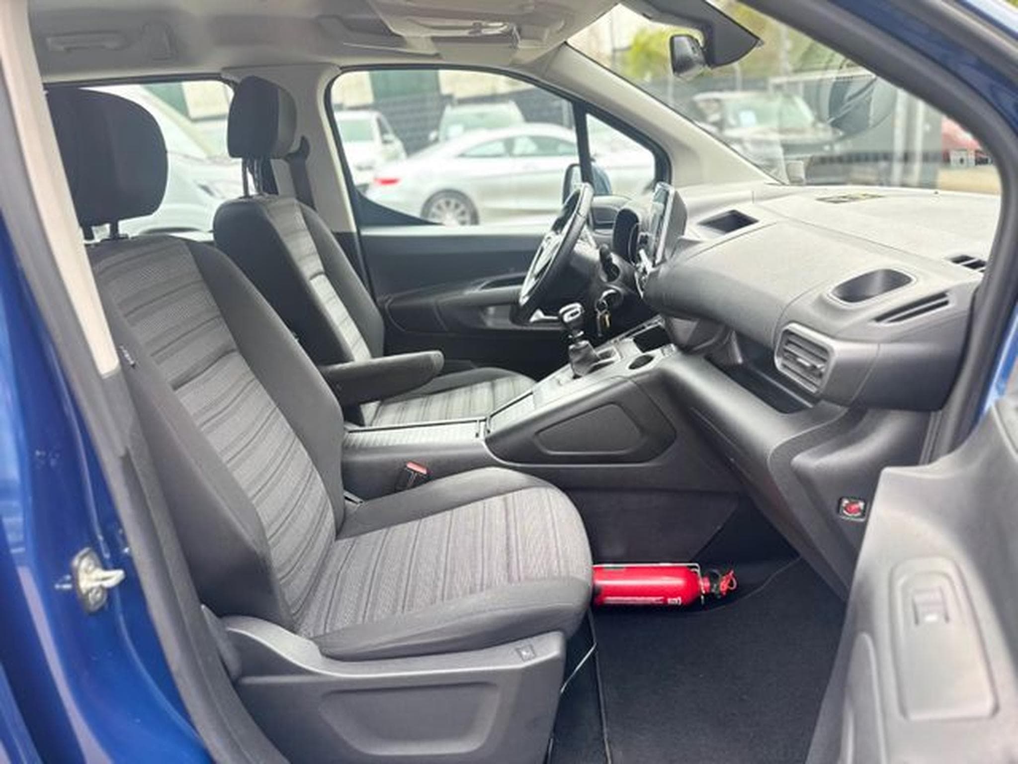 Opel Combo COMBO LIFE XL*KAMERA*HEAD-UP-SHZ*7.SITZER*1.HD* (2019) - Foto 15