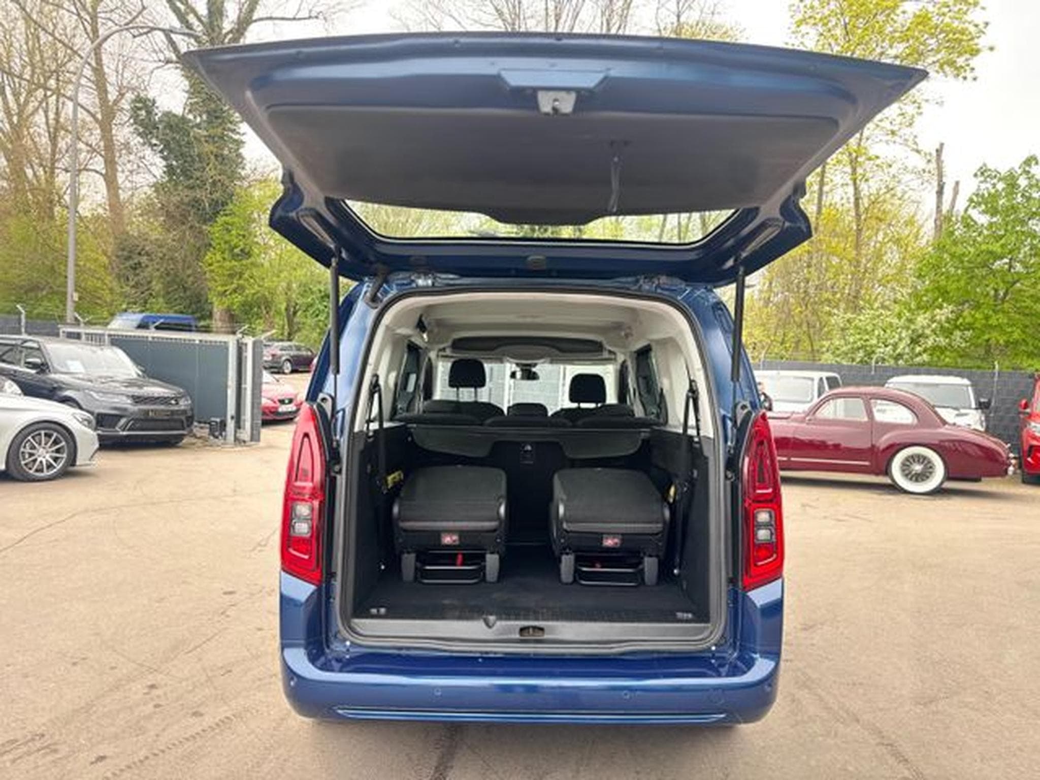 Opel Combo COMBO LIFE XL*KAMERA*HEAD-UP-SHZ*7.SITZER*1.HD* (2019) - Foto 8