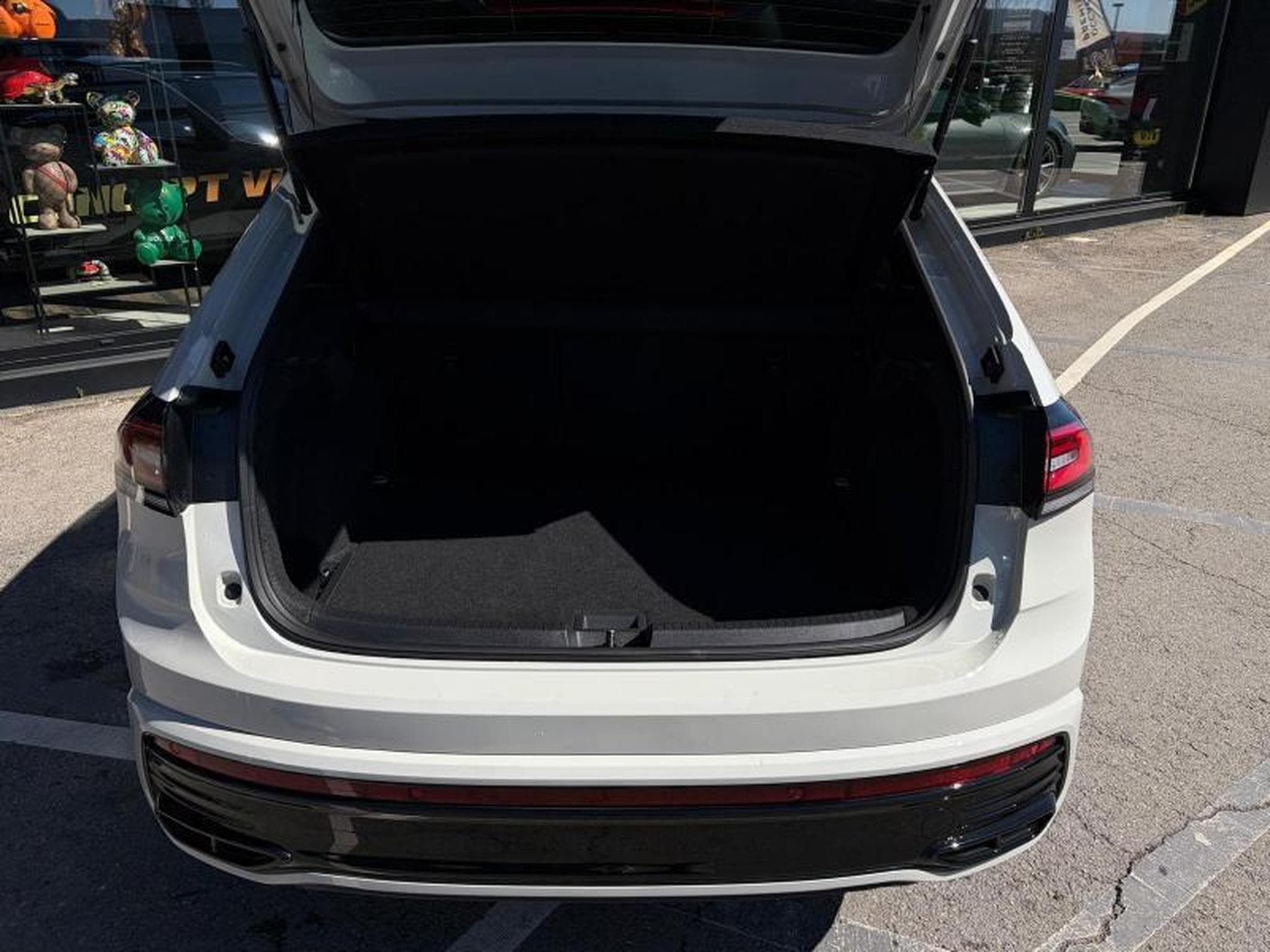 VW Taigo R-Line (2025) - Foto 11