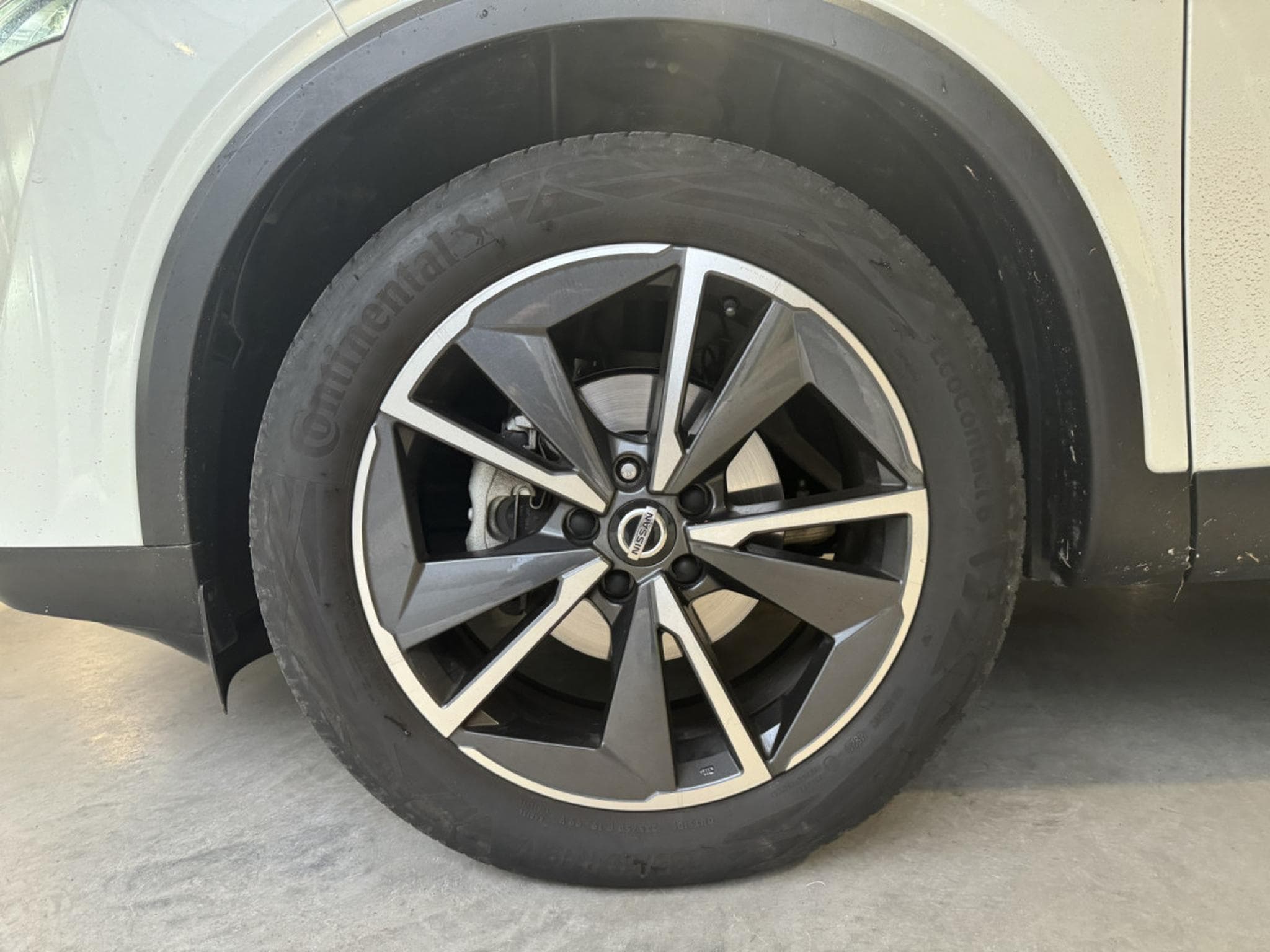 Nissan Qashqai 1.3 Mild Hybrid/Tekna+ Xtronic/1'/360°/NAVI/KEYLESS/Led (2022) - Photo 16