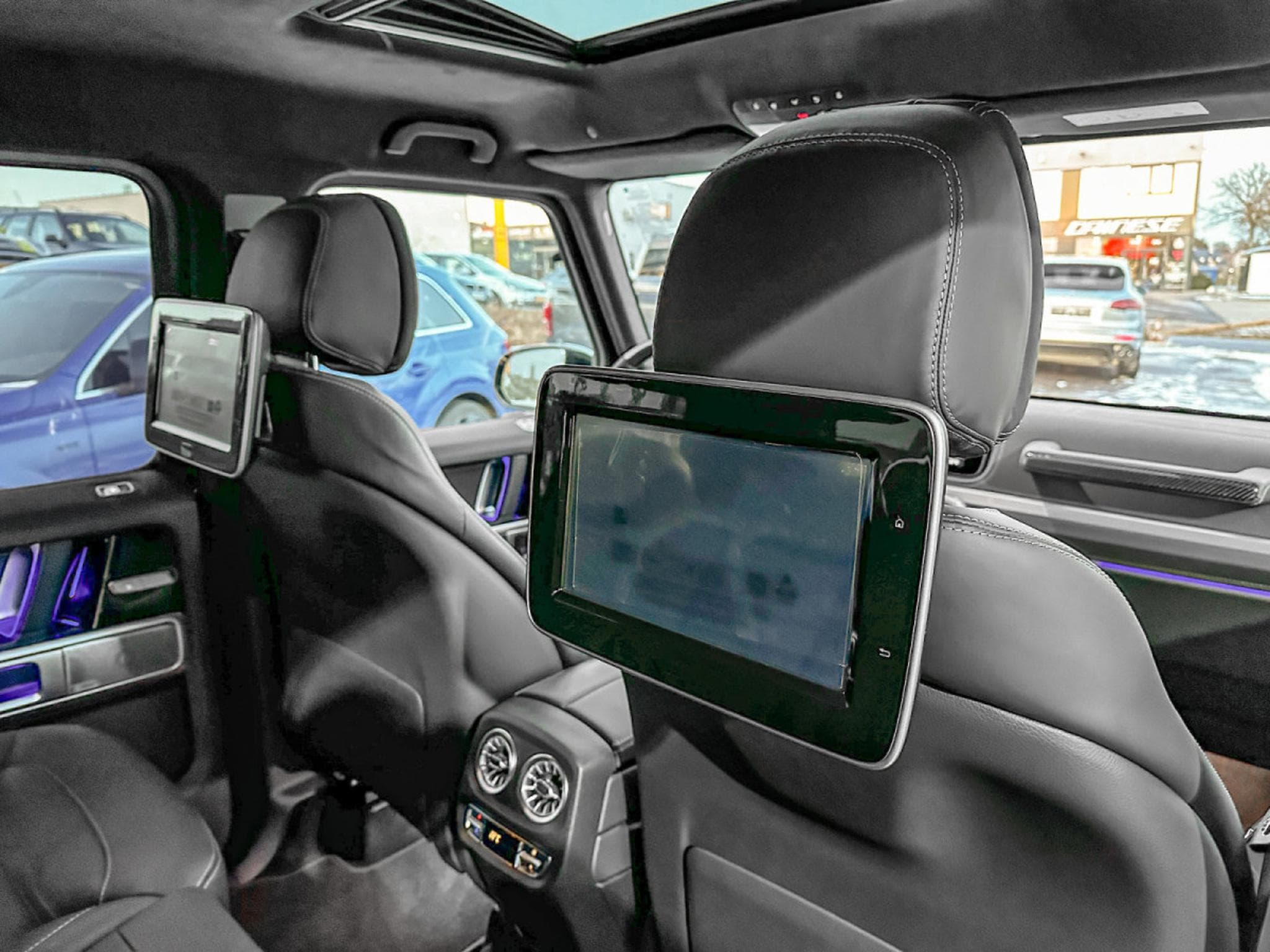 Mercedes G 63 AMG G63 AMG MANUFAKTUR/22/BURMESTER/CARBON/TV/STHZ (2023) - Photo 12