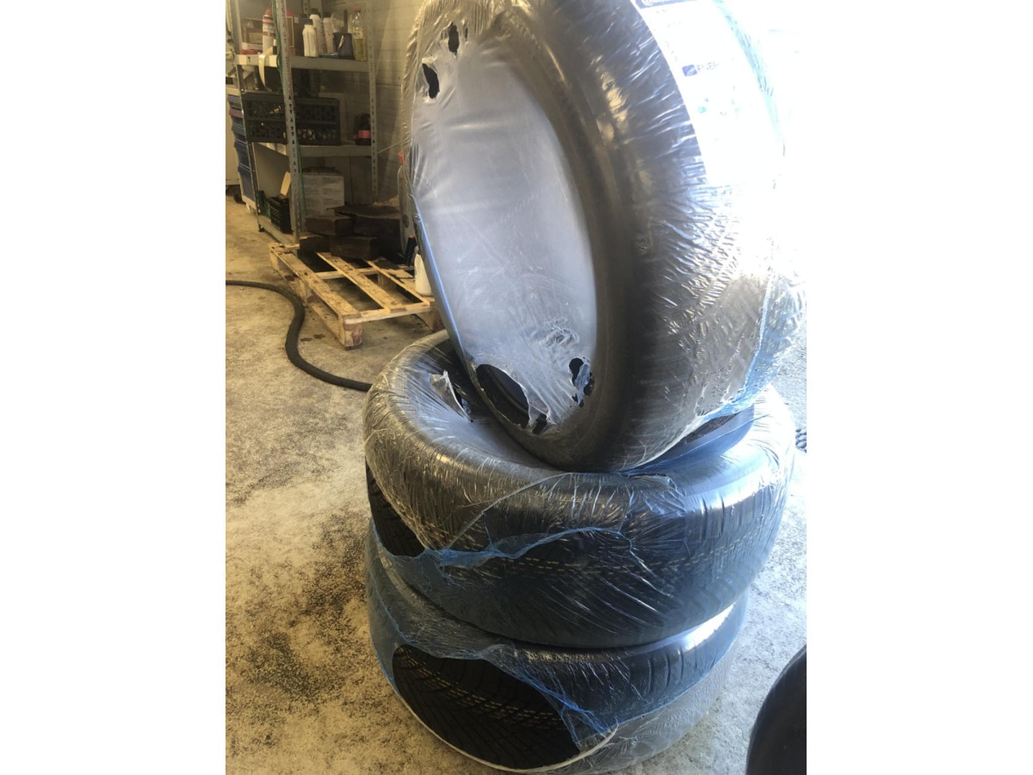 Pneus toutes saisons – 20" - Photo 3