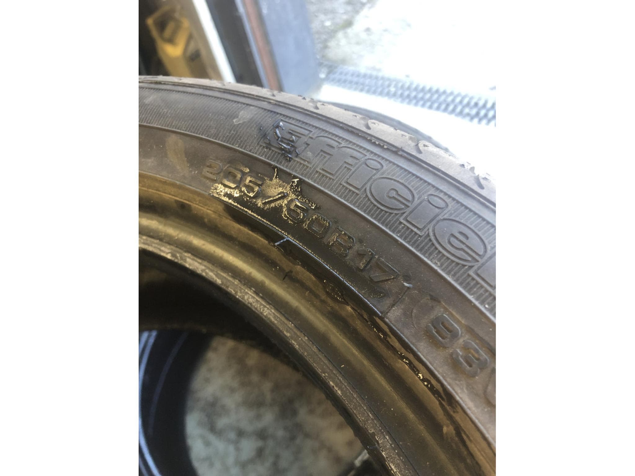 Pneus été – 17" - Photo 4