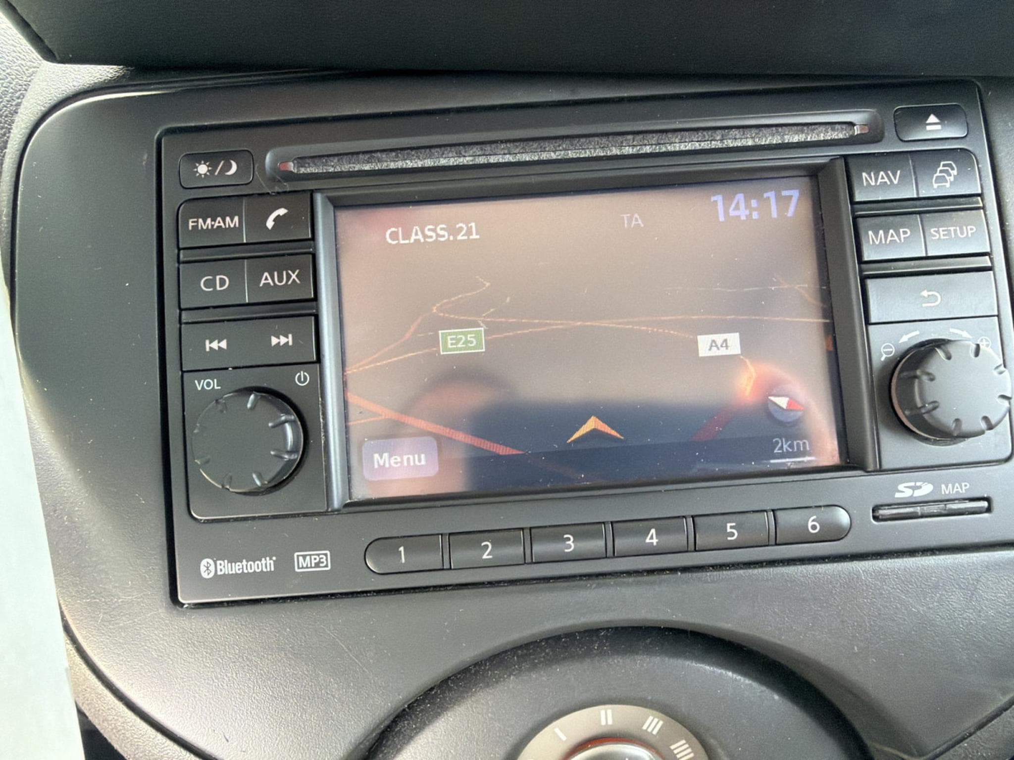 Nissan Micra 1.2 100 Pure Drive (2012) - Foto 17