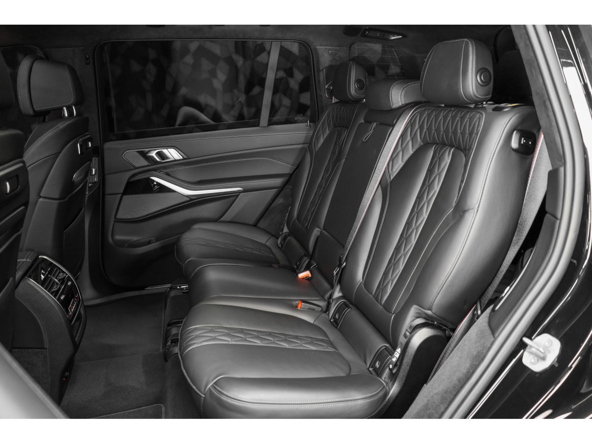 BMW X7 40 D X-DRIVE (2024) - Foto 11