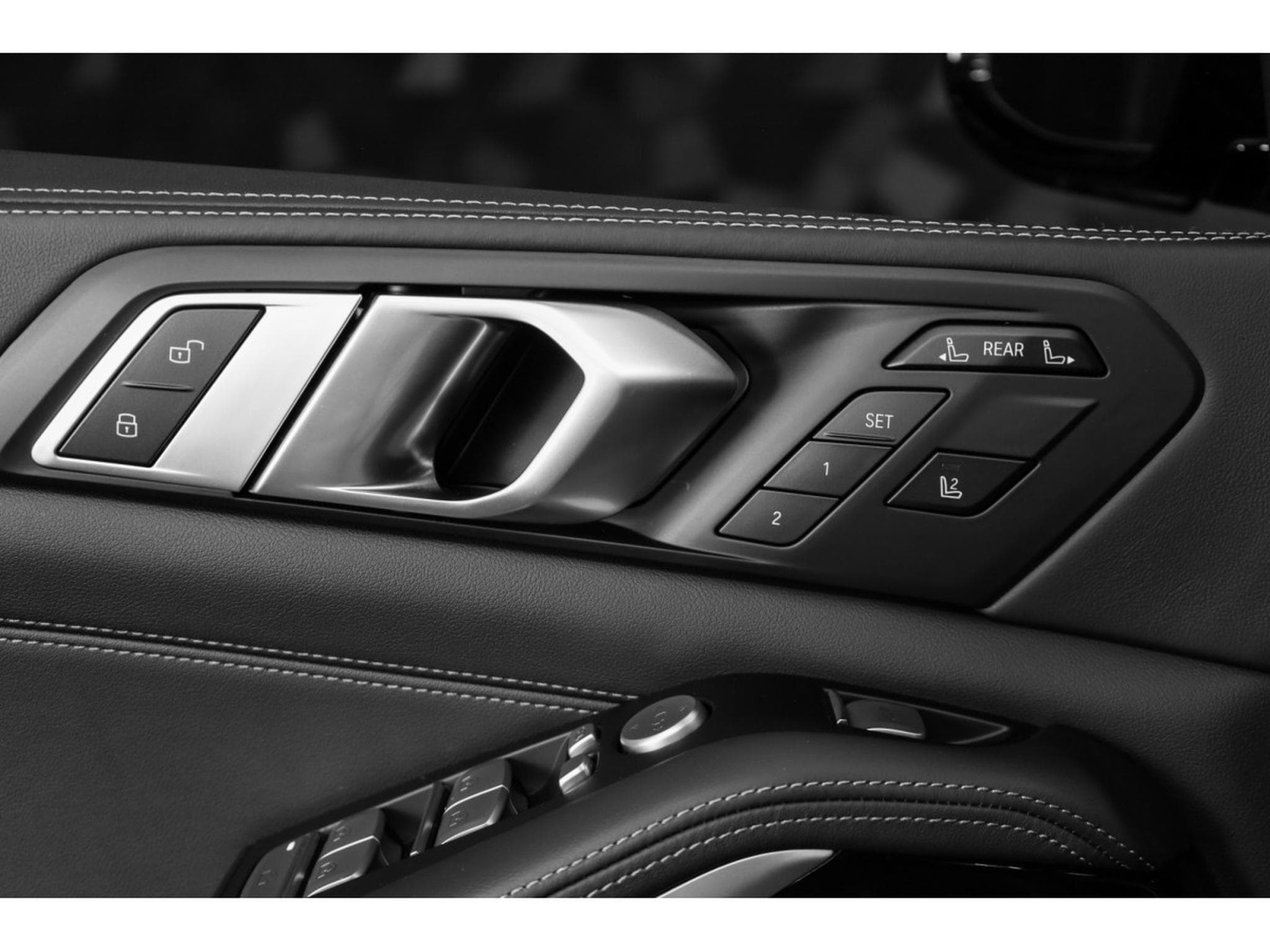 BMW X7 40 D X-DRIVE (2024) - Foto 29