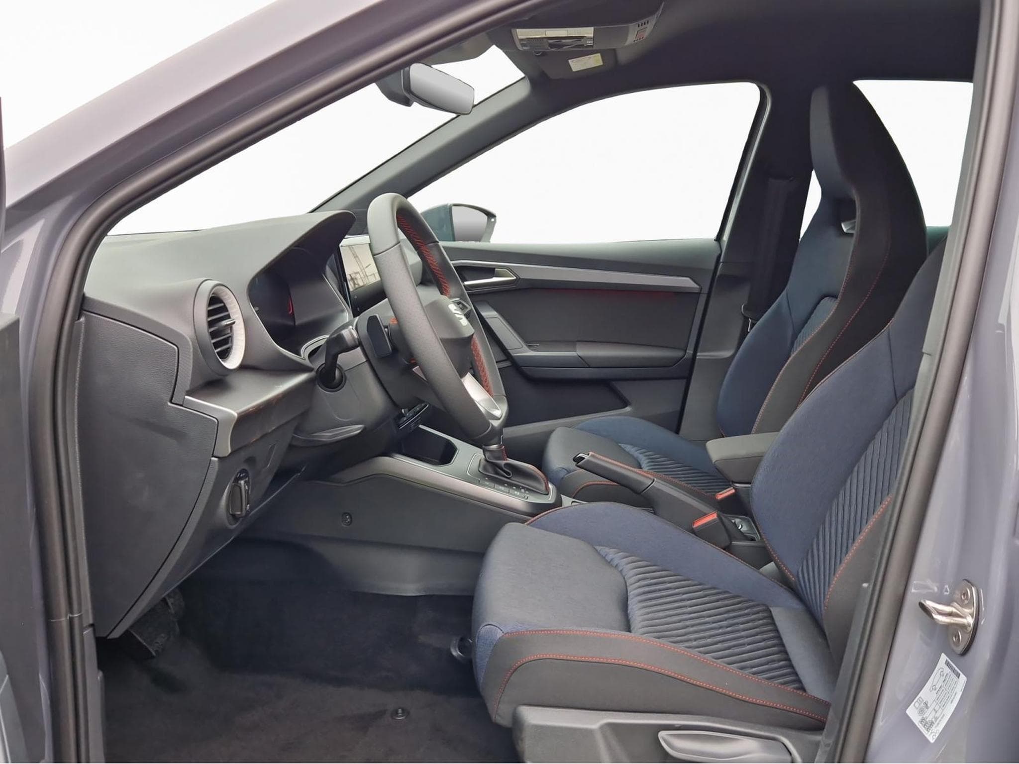 Seat Arona FR (2025) - Photo 8