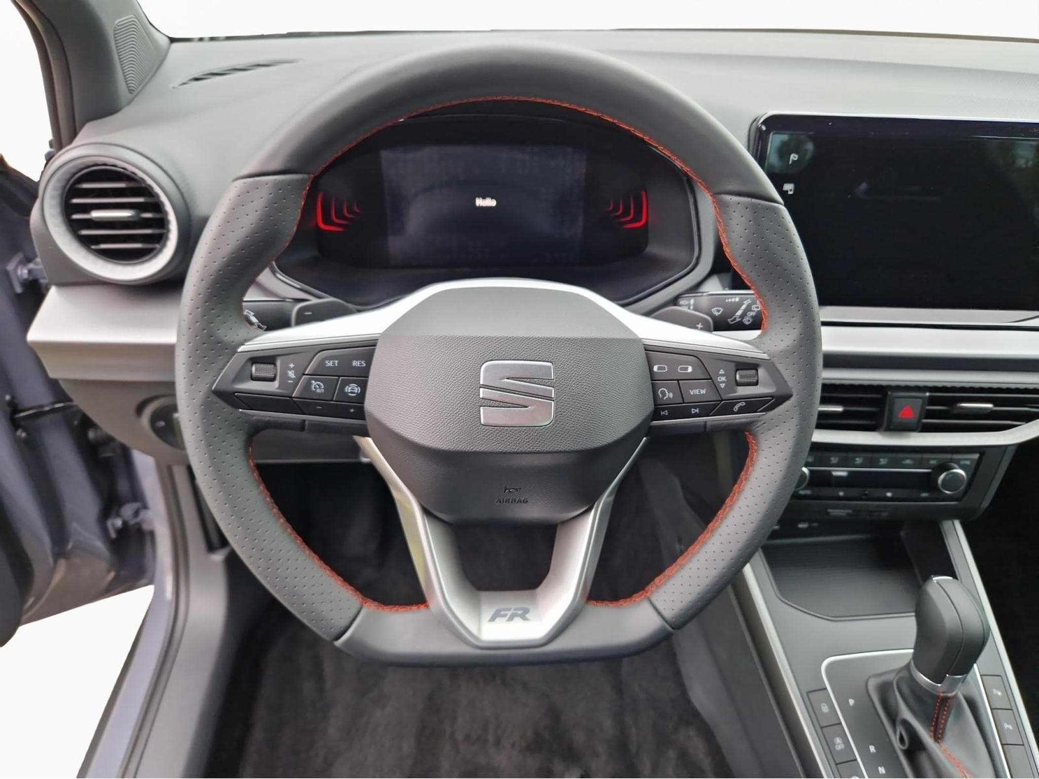 Seat Arona FR (2025) - Photo 9