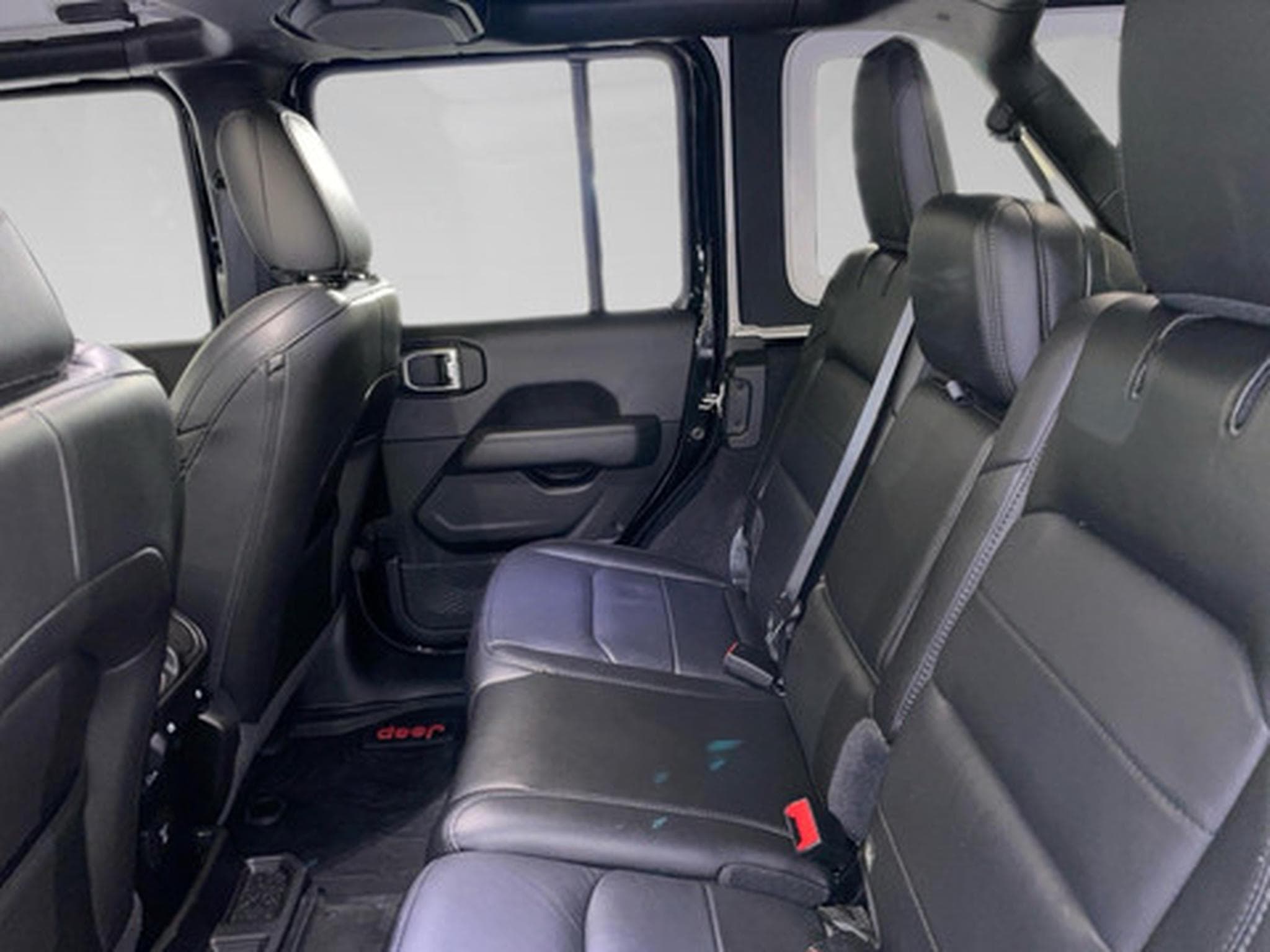 Jeep Wrangler Unlimited 2.0 Turbo 272hp AT8 4x4 Night Eagle (2020) - Foto 10