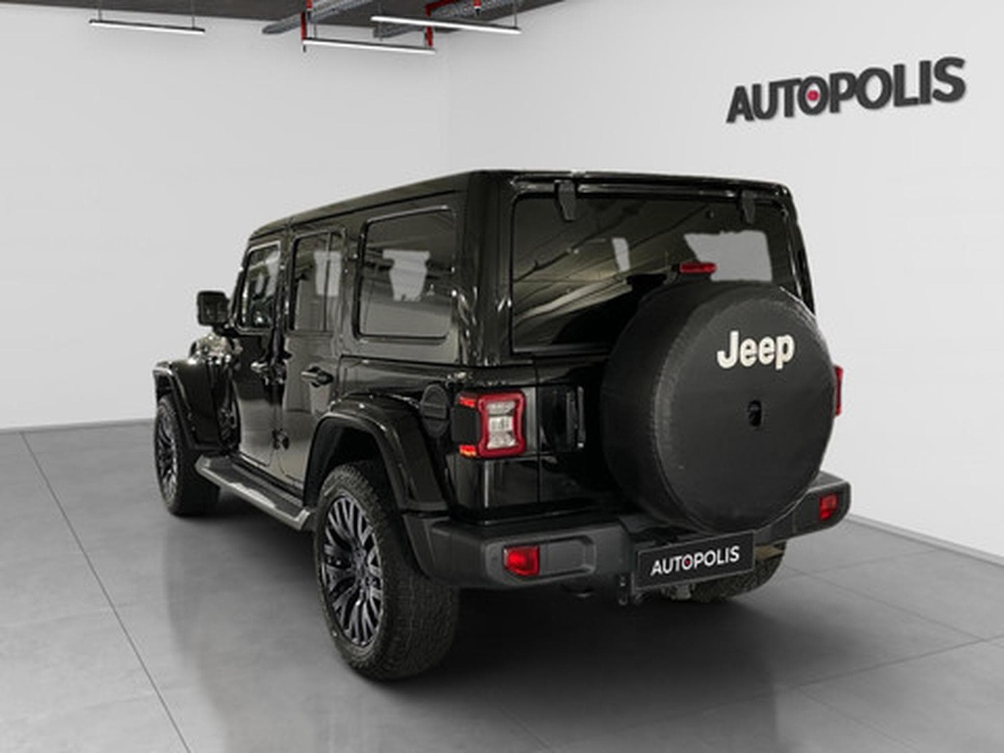 Jeep Wrangler Unlimited 2.0 Turbo 272hp AT8 4x4 Night Eagle (2020) - Foto 17