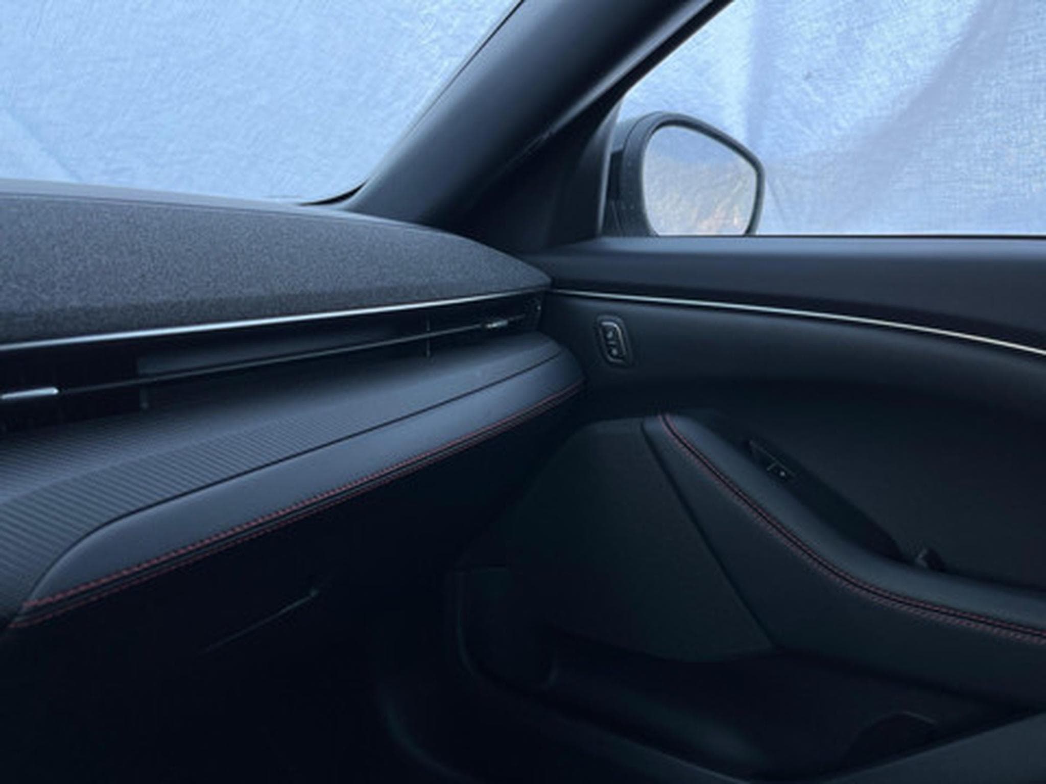 Ford Mustang Mach-E First Edition (2026) - Photo 10