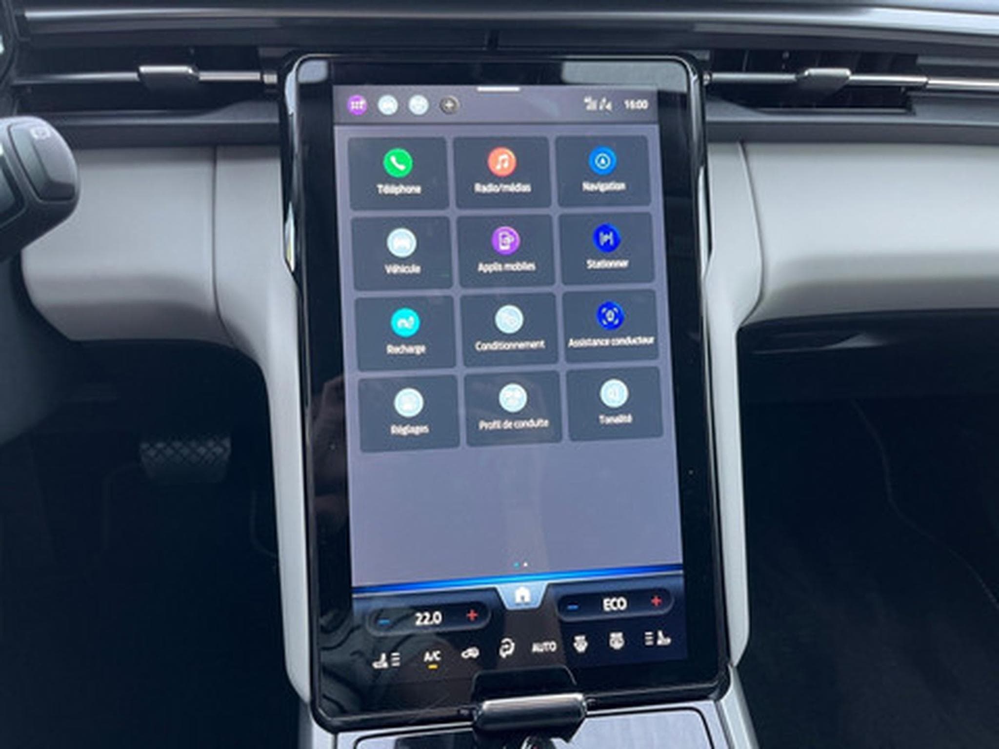 Ford Explorer 77kWh Extended Range RWD (2026) - Photo 3