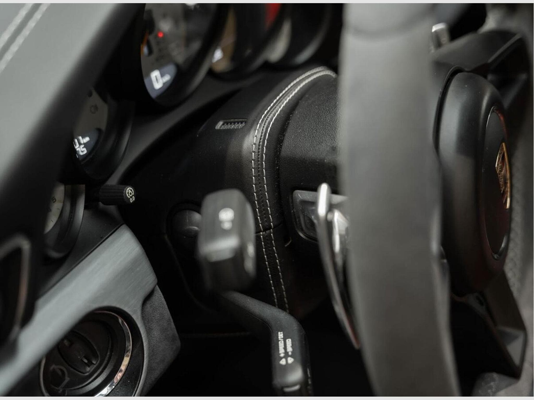 Porsche 911 991 GT3 4.0 500 CV PDK PACK CLUBSPORT PCCB IPE (2017) - Photo 4