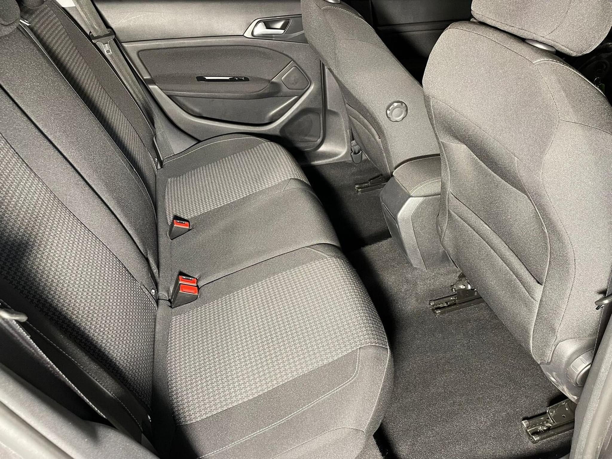 Peugeot 308 SW 1.5 BlueHDI 130 ALLURE EAT8 GPS BLUETOOTH (2020) - Photo 12