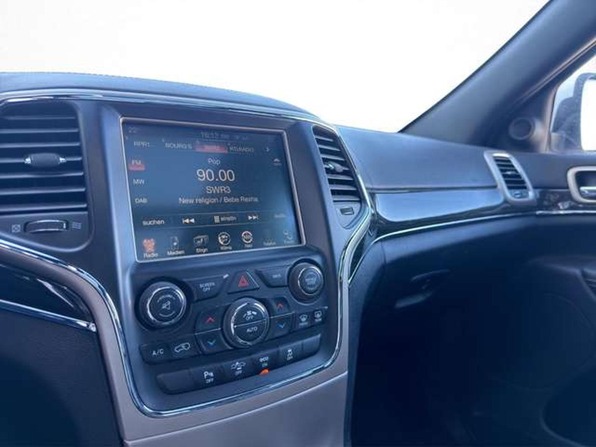 Jeep Cherokee 3.0 CRD Overland/AHK (2014) - Photo 15