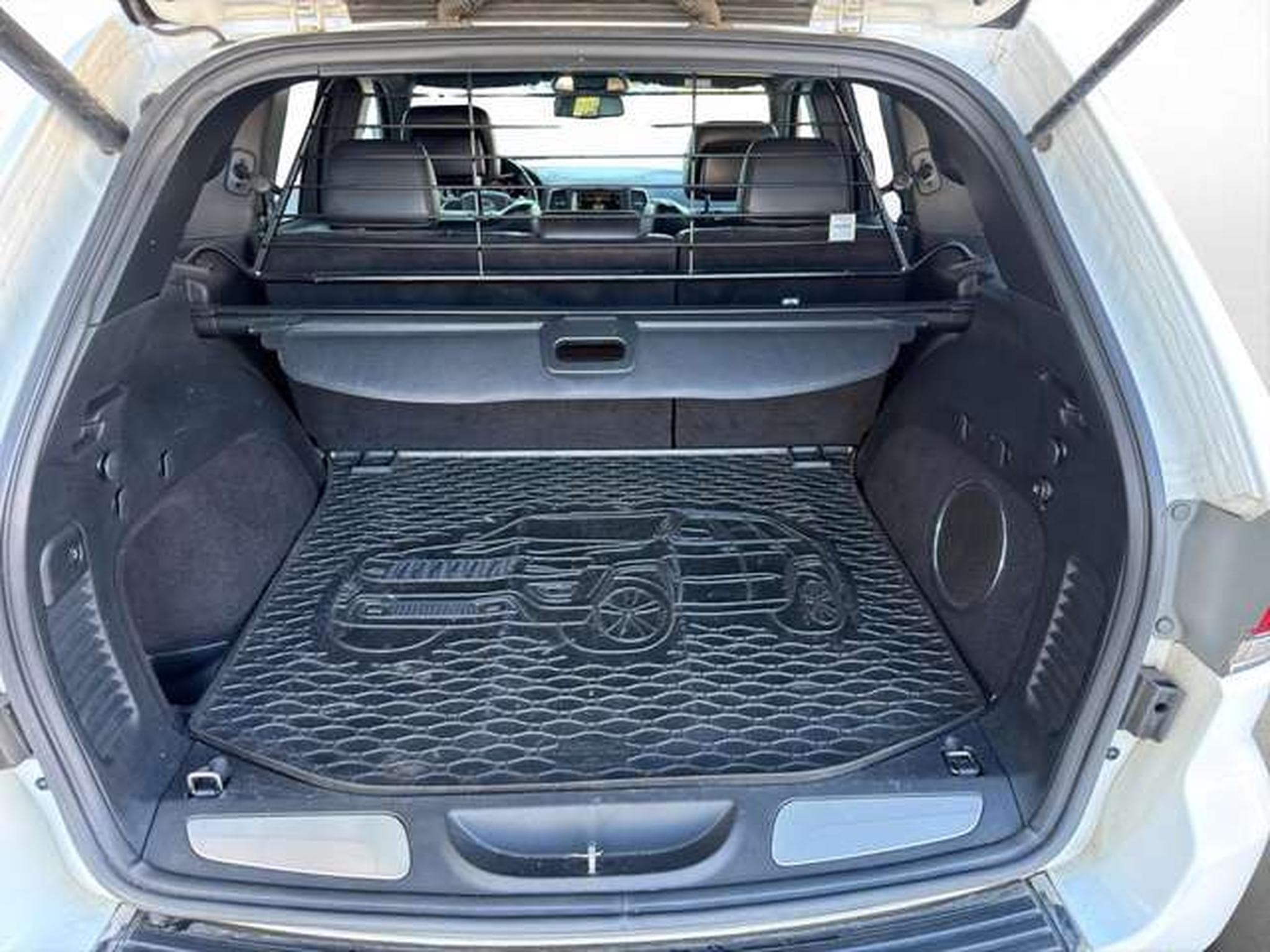 Jeep Cherokee 3.0 CRD Overland/AHK (2014) - Photo 20