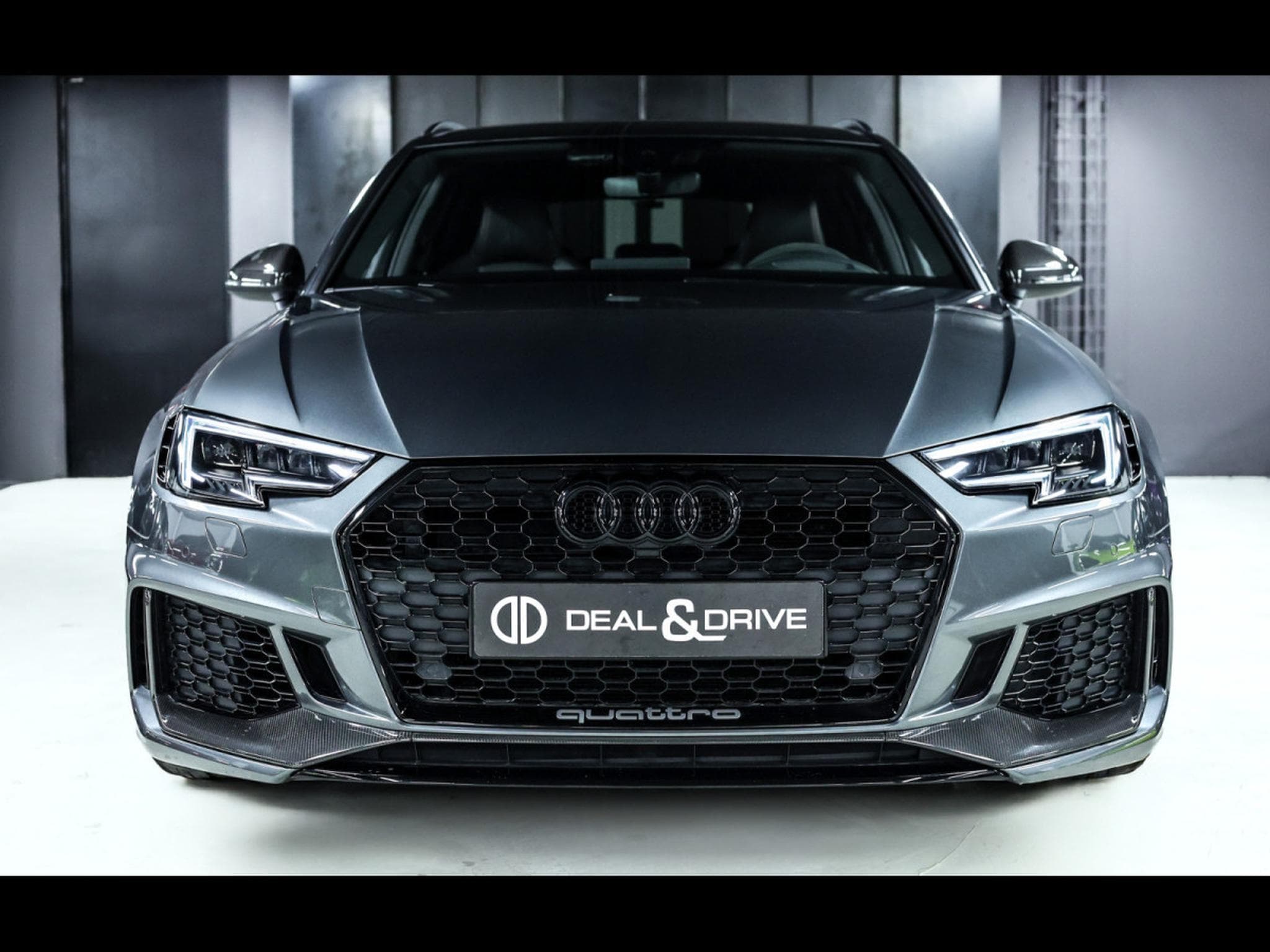 Audi RS4 AVANT 2.9 TFSI QUATTRO TIPTRONIC – AUDI EXCLUSIVE CARBON DES (2018) - Photo 5