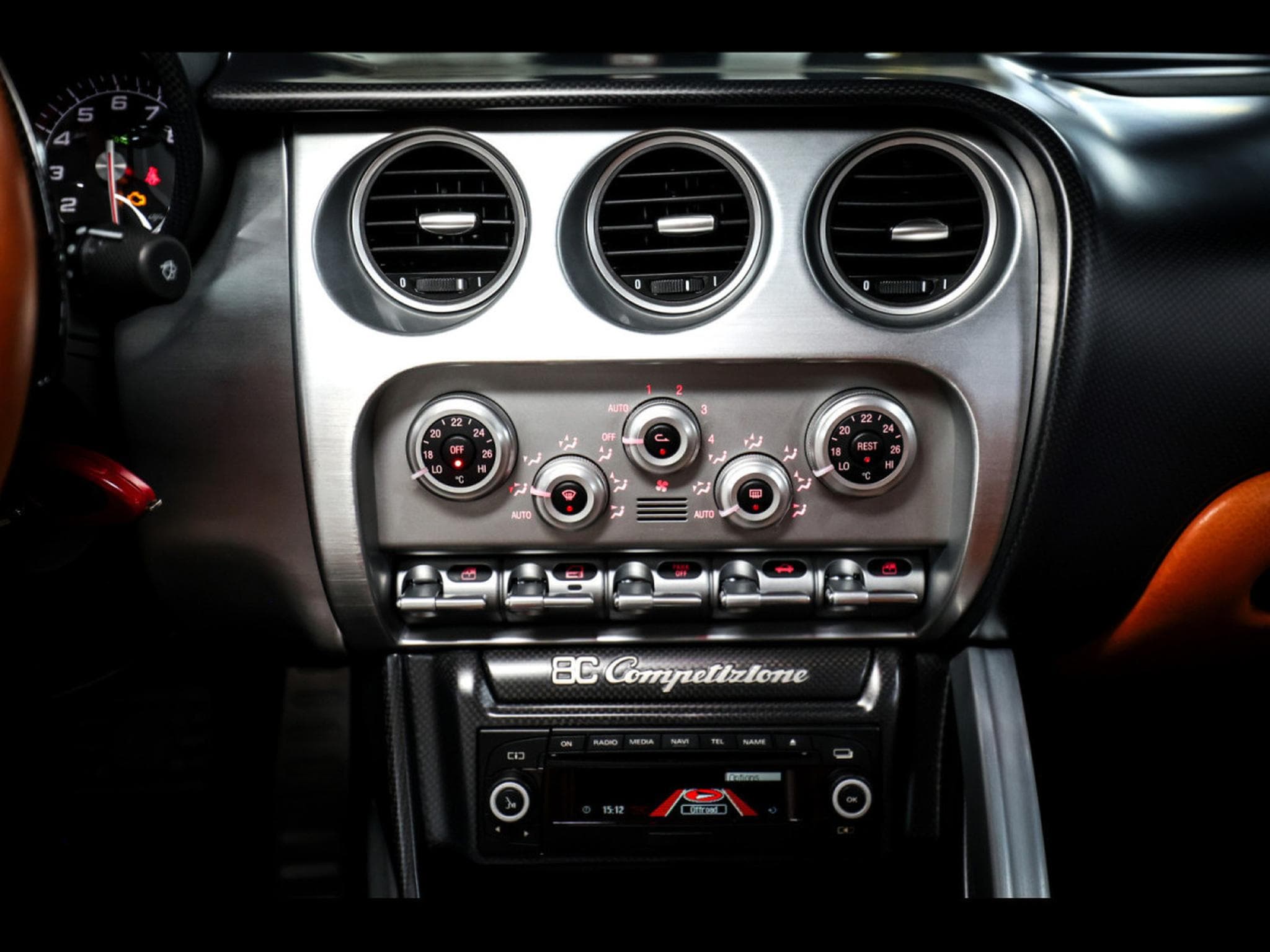 Alfa-Romeo 8C COMPETIZIONE 4.7 V8 (450 CH) – 351/500 – ROSSO ALFA – FULL X (2009) - Photo 15