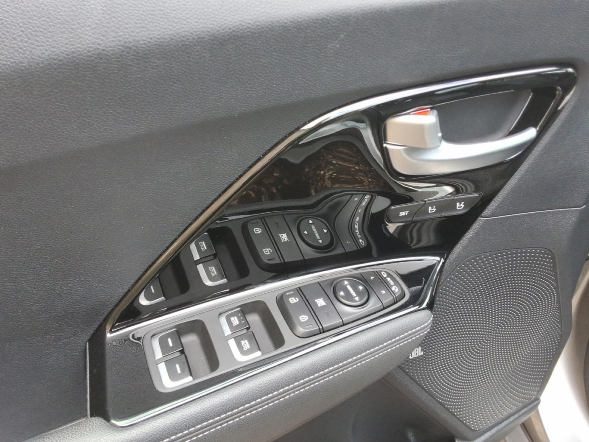 Kia Niro Sense (UVO) 1.6 GDi HEV 6DCT (2021) - Photo 16