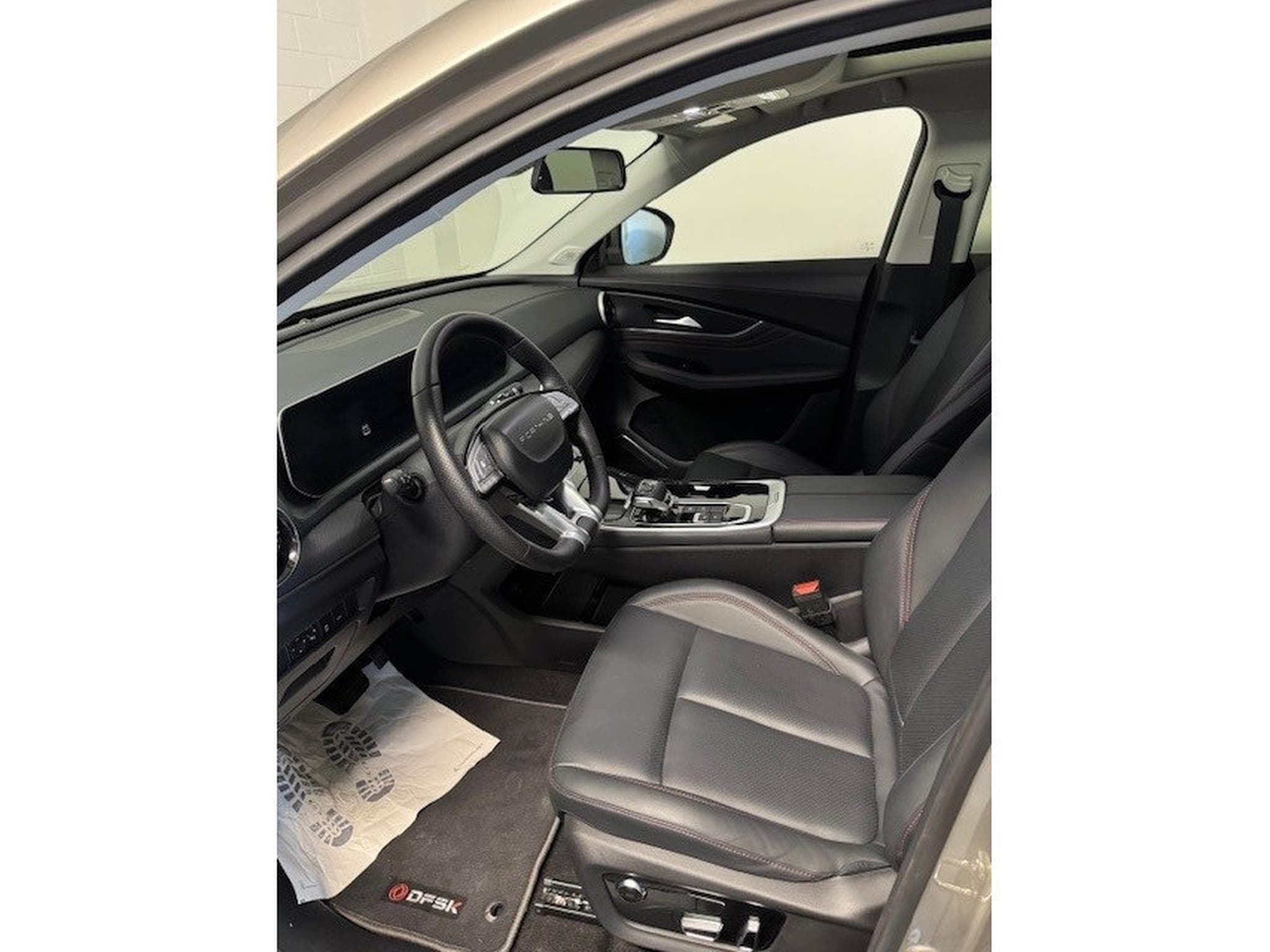 Forthing T5 EVO 1.5 T-GDI EVO-T5 PREMIUM AUTO (2024) - Photo 4