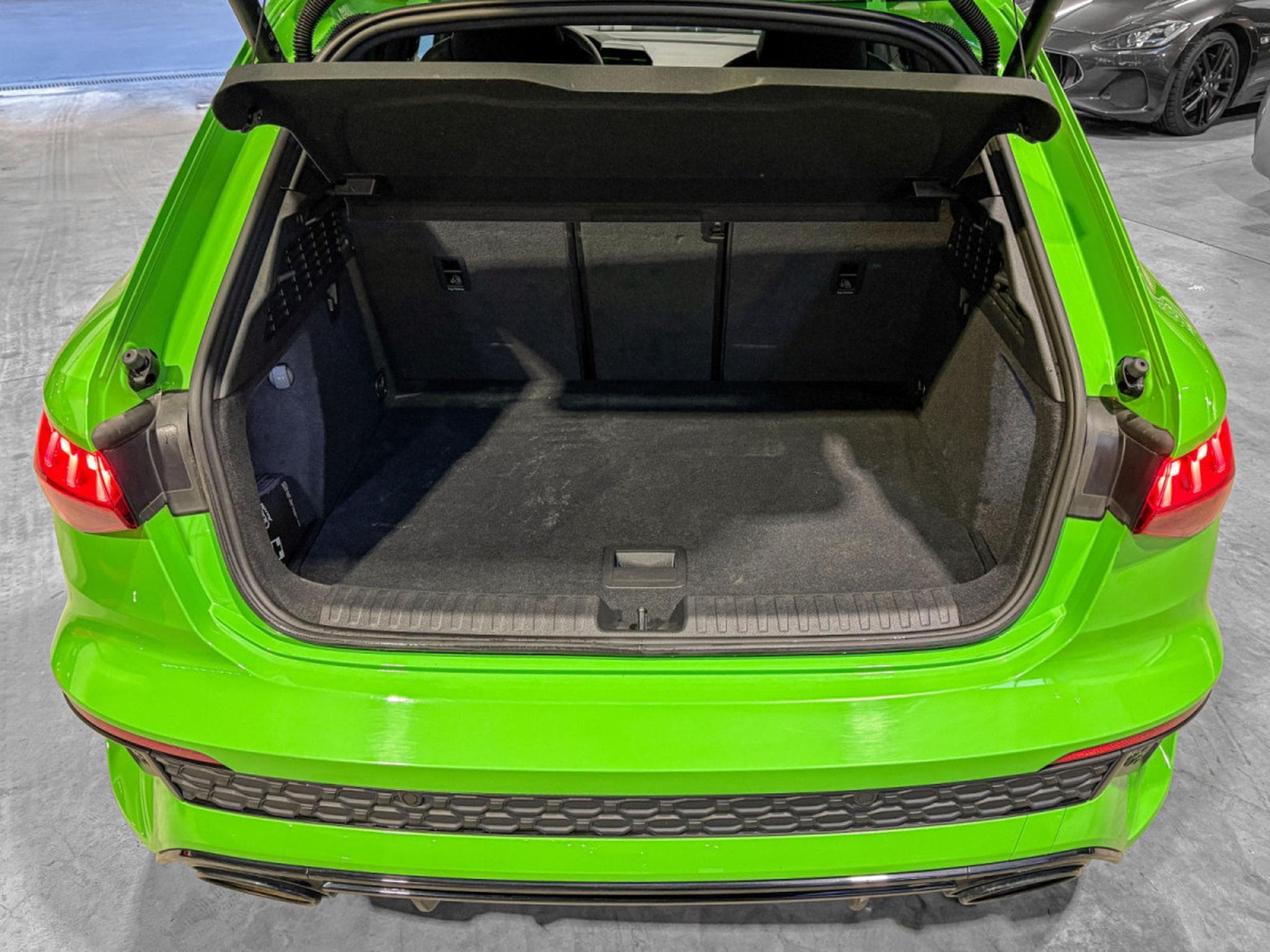 Audi RS3 AUDI RS3 Sportback 2.5 TFSI quattro/19/B.O/ (2023) - Photo 21