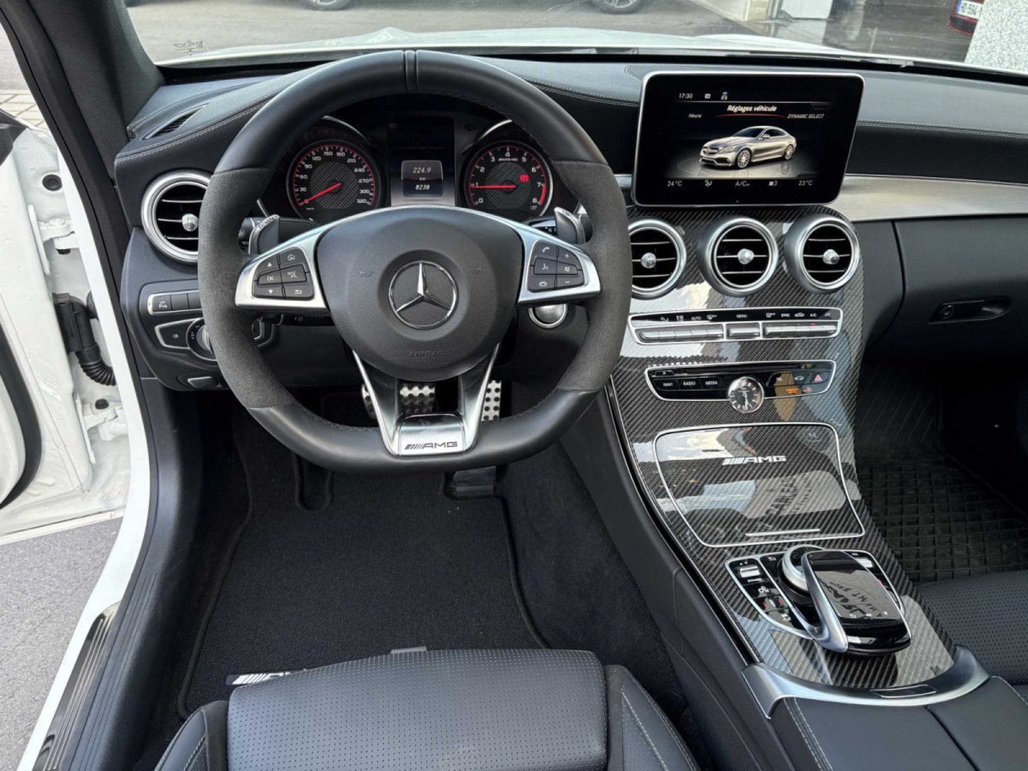 Mercedes C 63 AMG Mercedes C 63 S AMG Speedshift/CARBON/PANO/VOLL (2017) - Foto 21