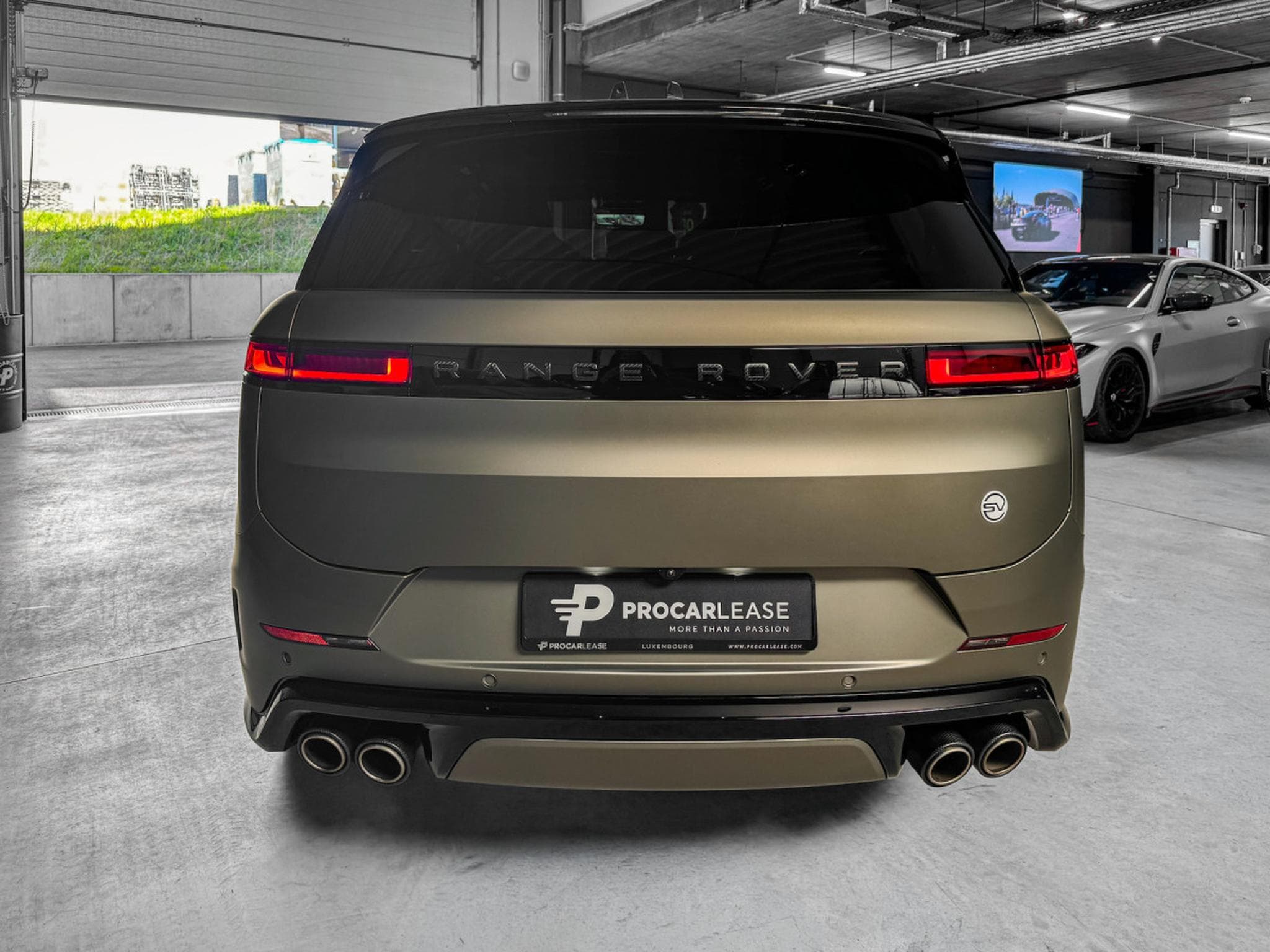 Land-Rover Range Rover Sport SV EDITION ONE CARBON BRONZE / V8 4.4/ 23*/ PANO/ VOLL (2024) - Photo 11