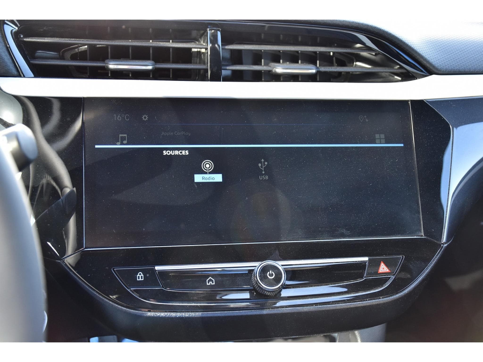 Opel Corsa 1.2 Turbo Edition AT8 REGUL LANE SIDE CAM 1° MAIN (2025) - Photo 9