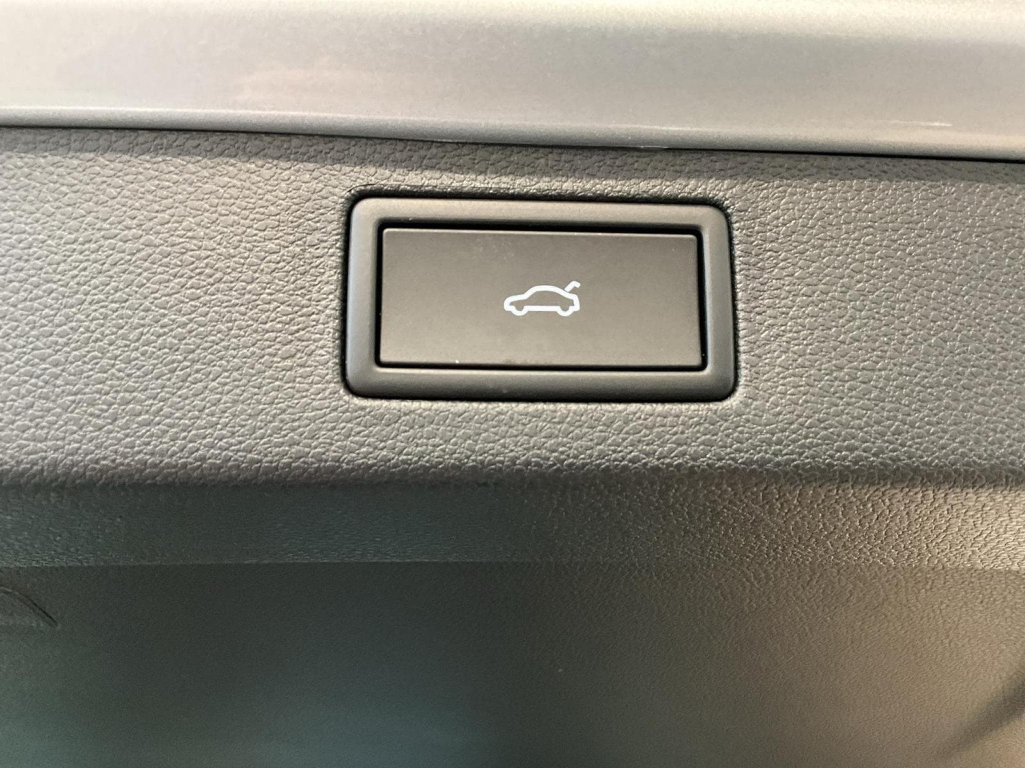 Skoda Kamiq Monte-Carlo+DSG+Led+Navi (2025) - Foto 19