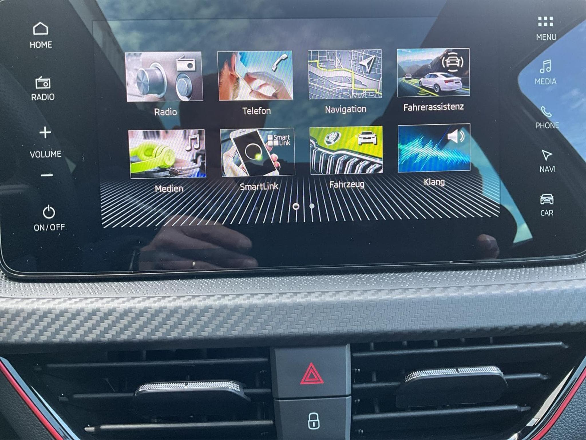 Skoda Kamiq Monte-Carlo+DSG+Led+Pano (2025) - Foto 13