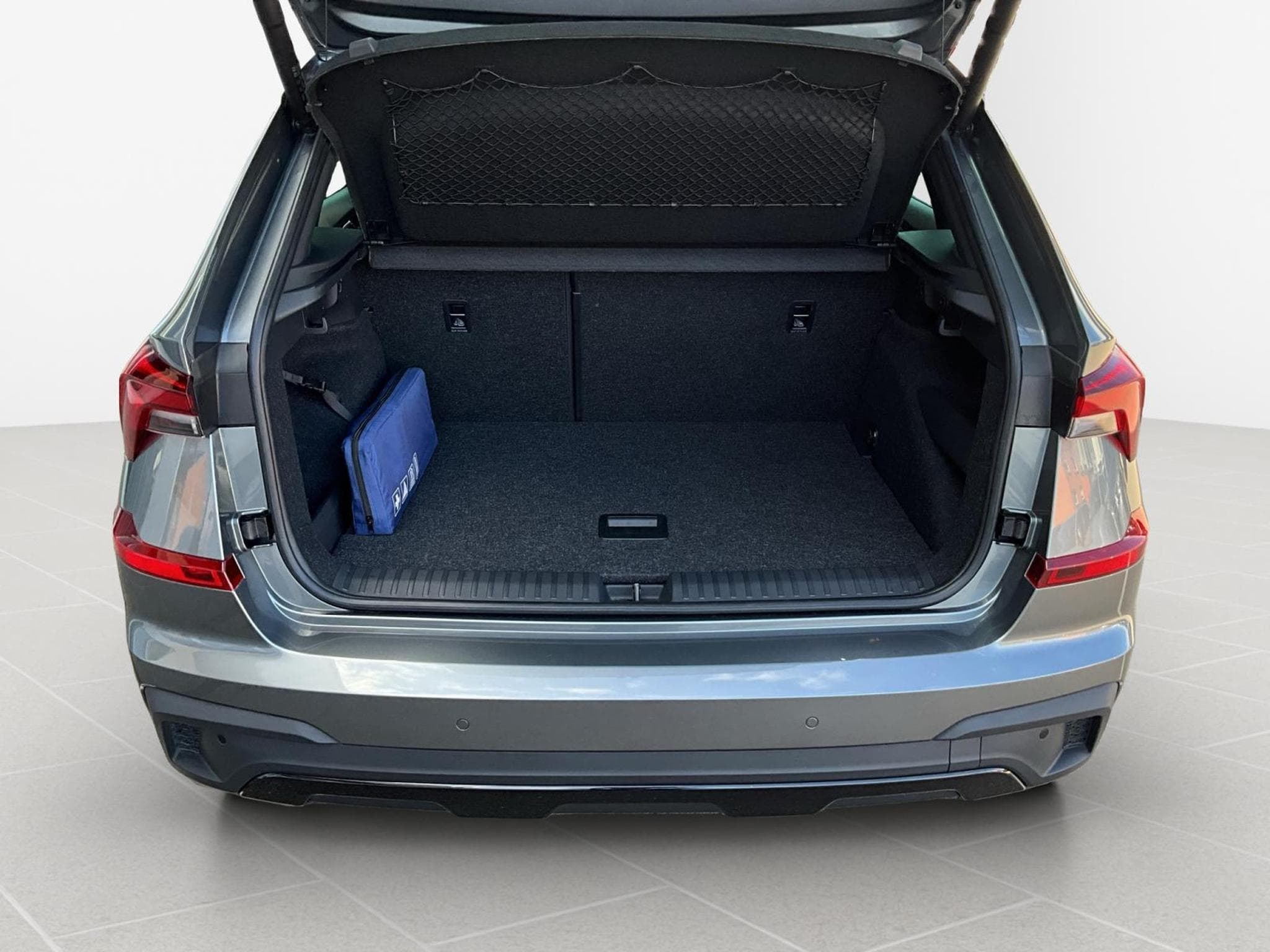 Skoda Kamiq Monte-Carlo+DSG+Led+Pano (2025) - Foto 17