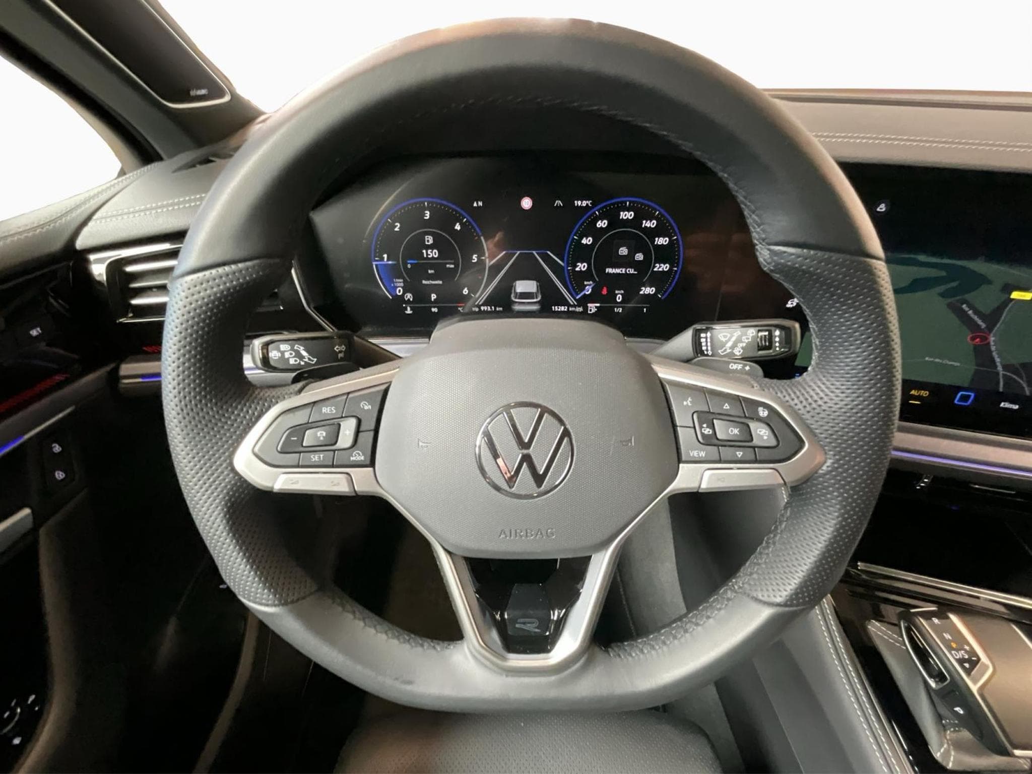 VW Touareg R-Line+DSG+4M+Black-Style+AHK+Pano (2025) - Photo 10