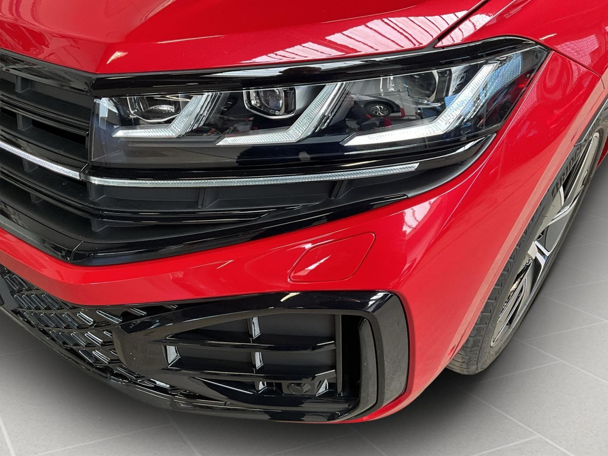 VW Touareg R-Line+DSG+4M+Black-Style+AHK+Pano (2025) - Photo 18