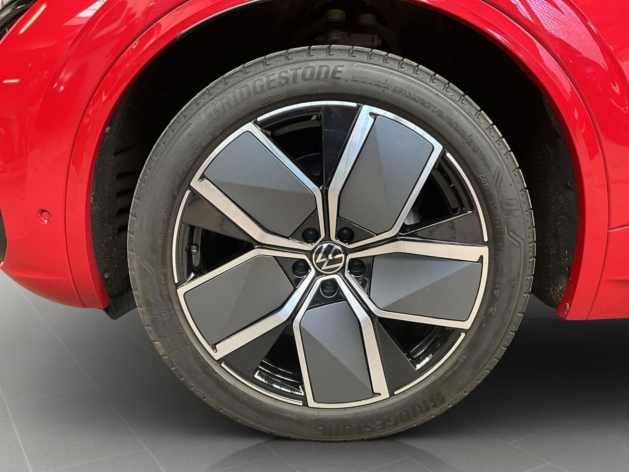 VW Touareg R-Line+DSG+4M+Black-Style+AHK+Pano (2025) - Photo 8