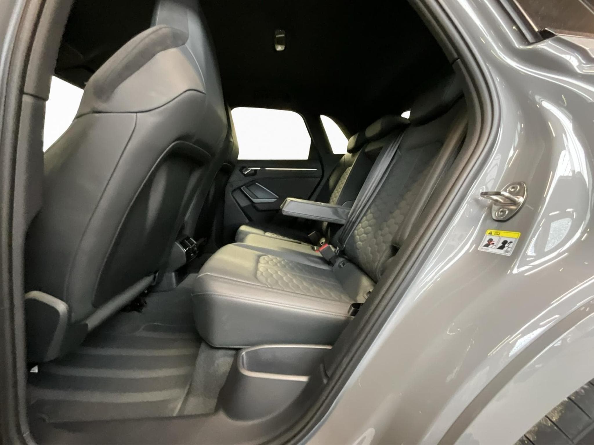 Audi RSQ3 TFSI+Quattro+S-Tronic+Led+LM21 (2024) - Foto 15