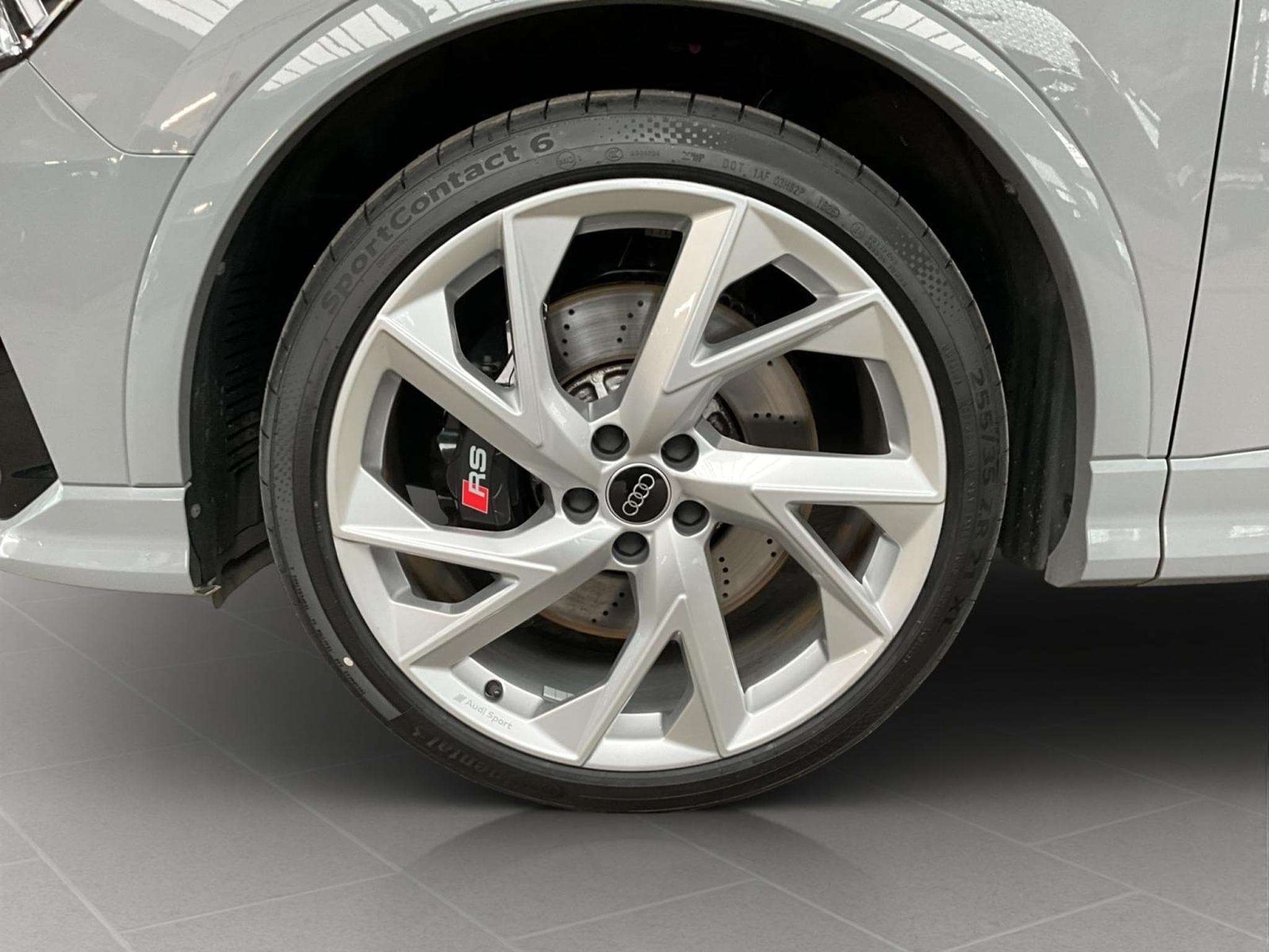 Audi RSQ3 TFSI+Quattro+S-Tronic+Led+LM21 (2024) - Foto 8