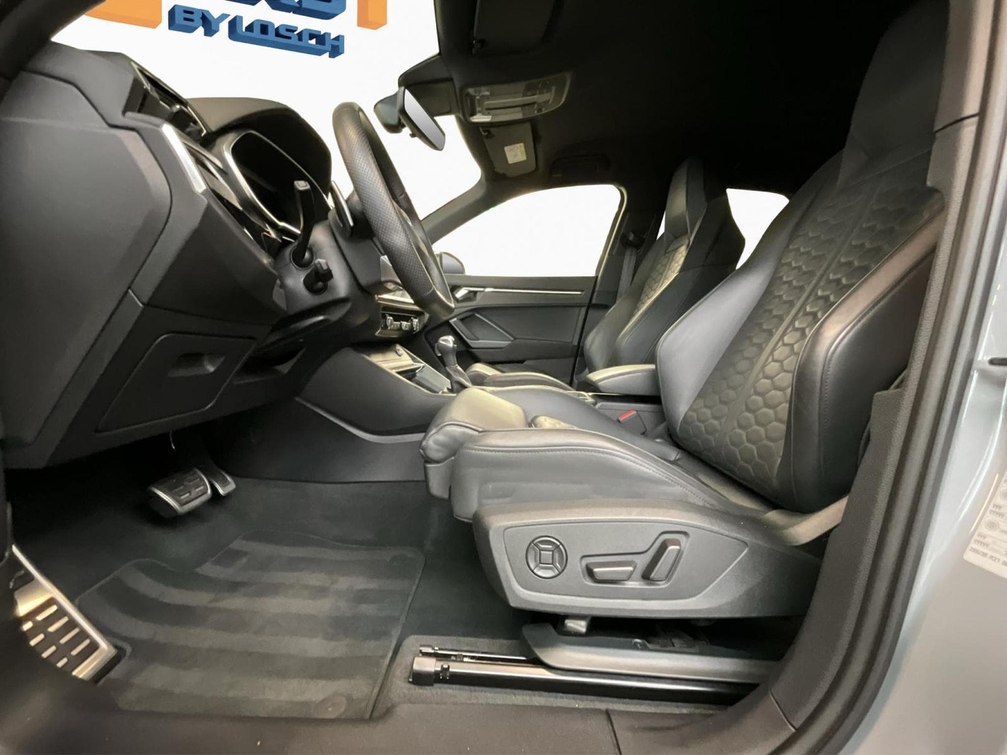 Audi RSQ3 TFSI+Quattro+S-Tronic+Led+LM21 (2024) - Foto 9