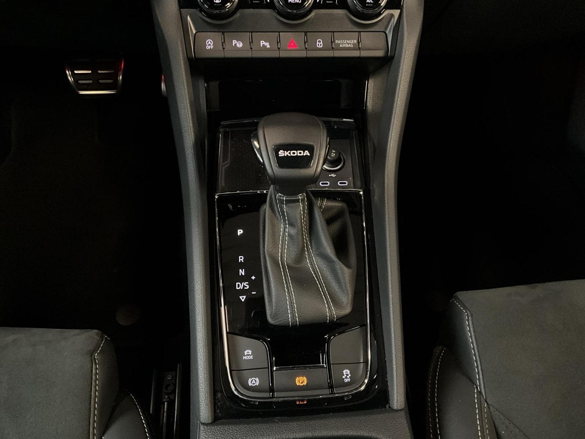 Skoda Kodiaq Sportline+DSG+LED+NAVI (2024) - Foto 12