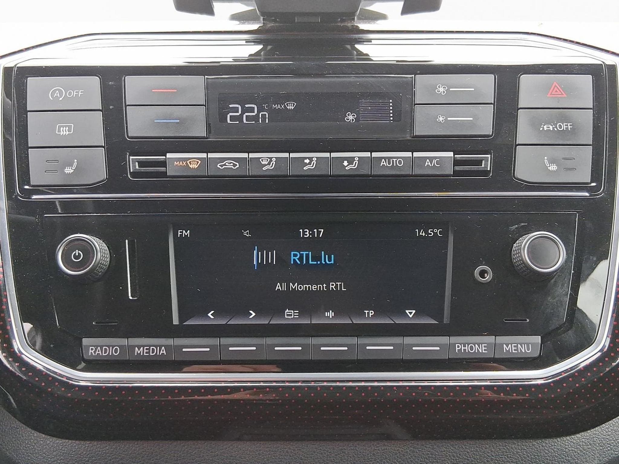 VW UP GTI+TSI+116PS+RearView (2020) - Foto 13