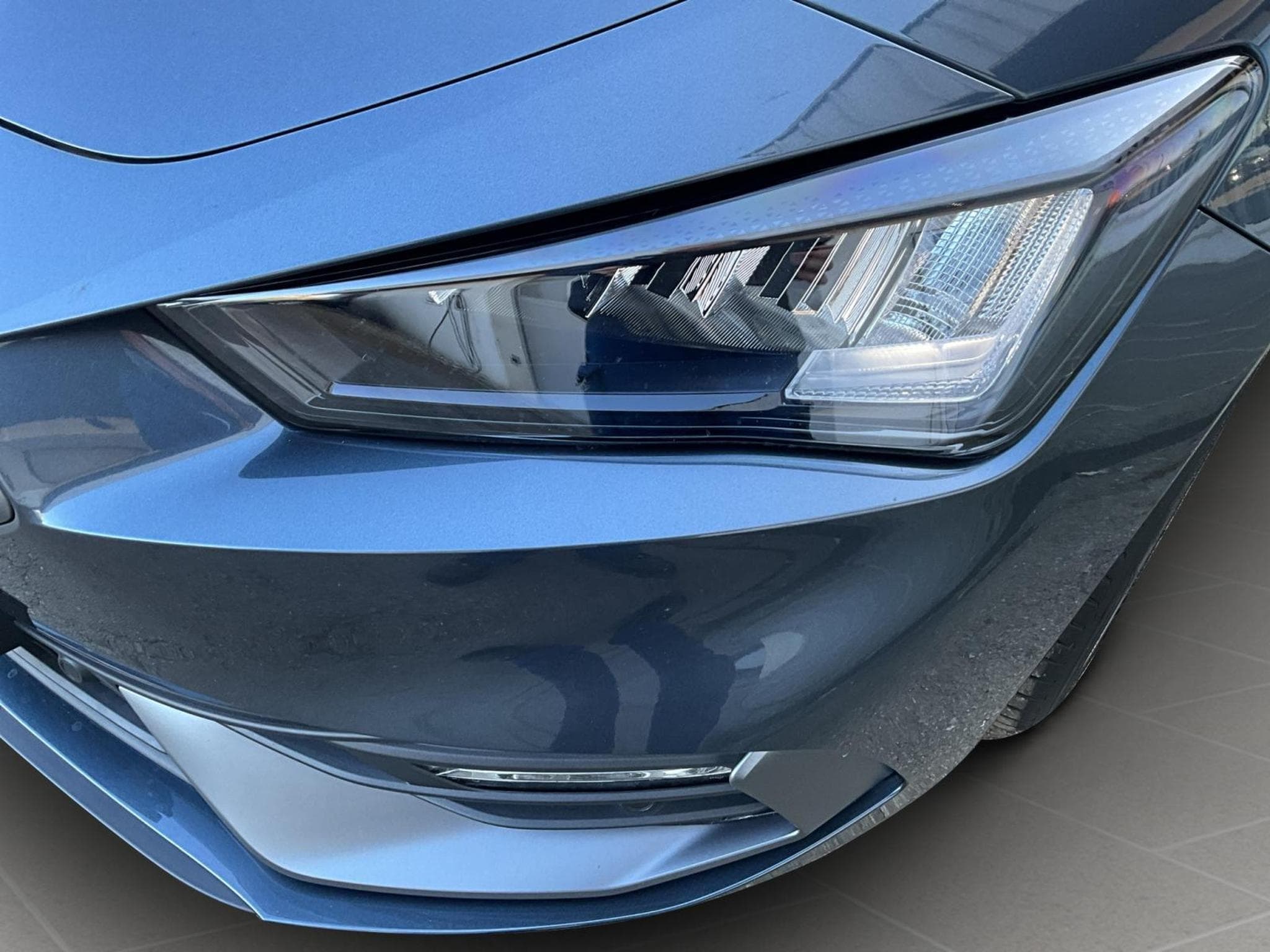 Seat Leon FR+DSG+Led+Navi+LM17 (2025) - Foto 17